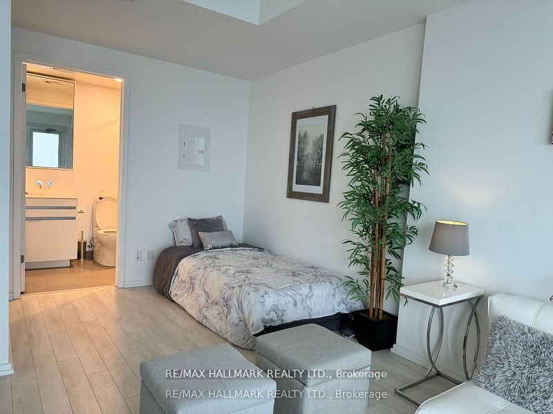 5408-197 Yonge Street, Toronto, ON, M5B 0C1 - 37