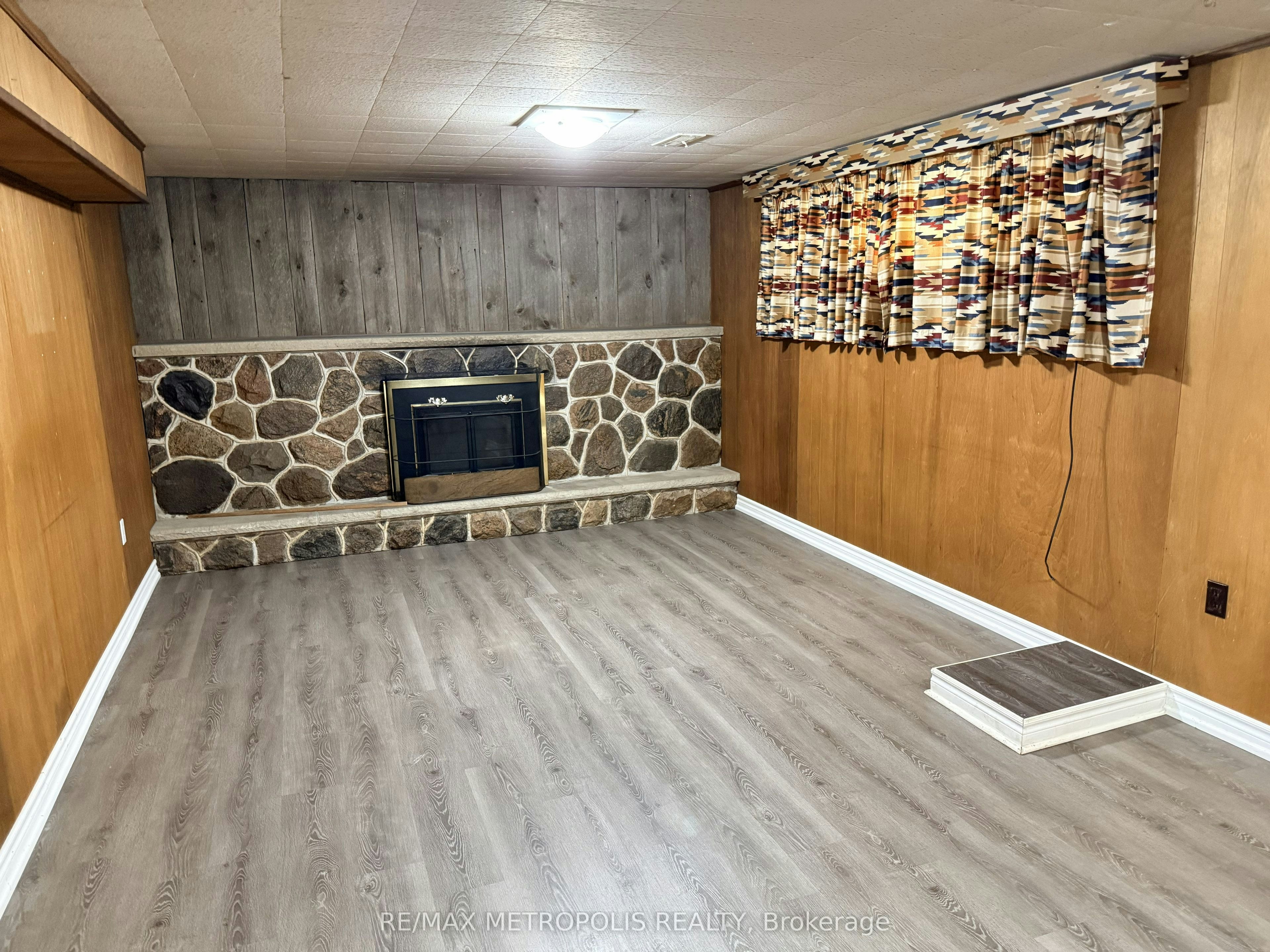 Bsmt-359 Patricia Avenue, Toronto, ON, M2R 2M8 - 3