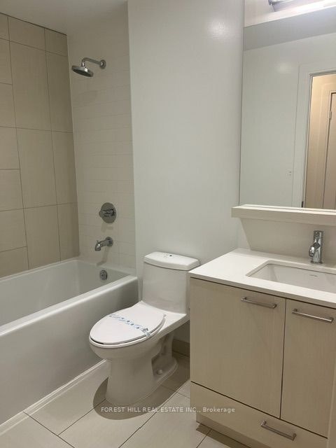 201-310 Tweedsmuir Avenue, Toronto, ON, M5P 2Y2 - 7