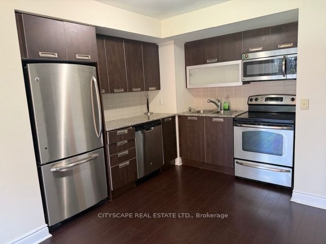 912-28 Ted Rogers Way, Toronto, ON, M4Y 2J4 - 11