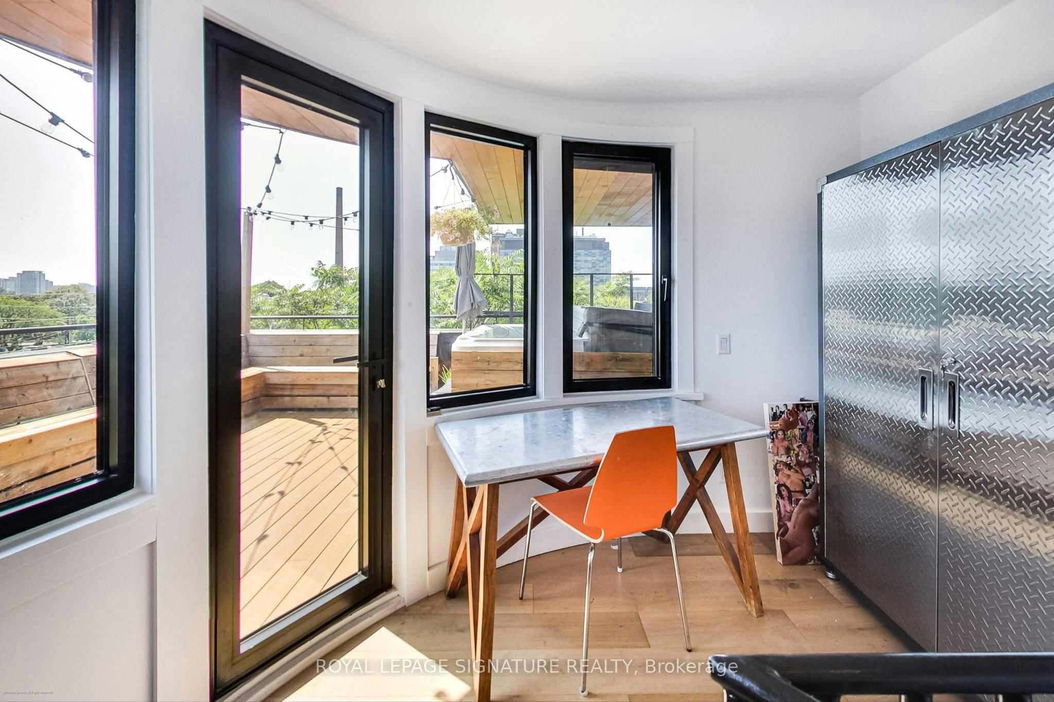 Upper-6 Littlehayes Lane, Toronto, ON, M5T 1L8 - 25