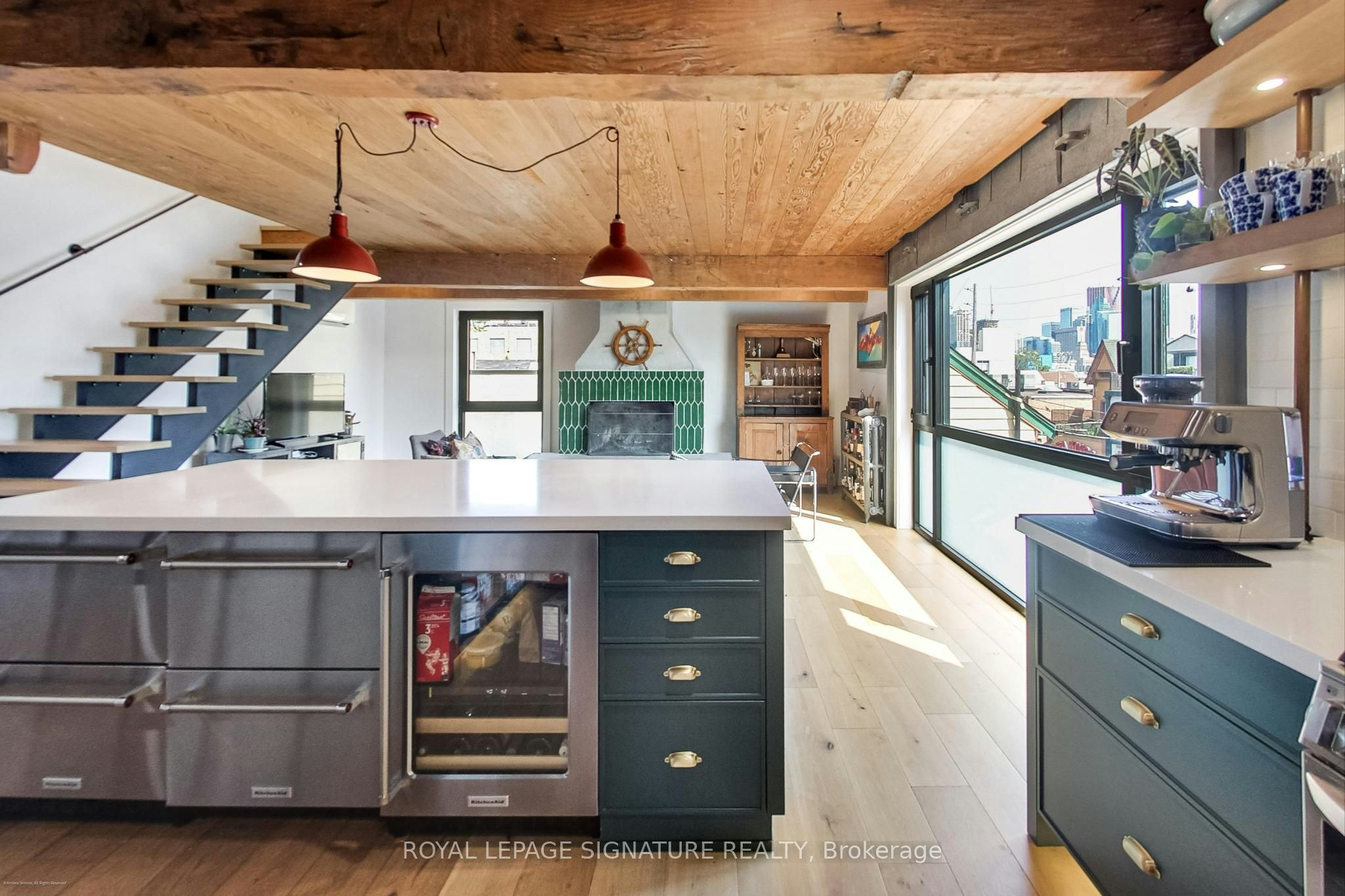 Upper-6 Littlehayes Lane, Toronto, ON, M5T 1L8 - 4