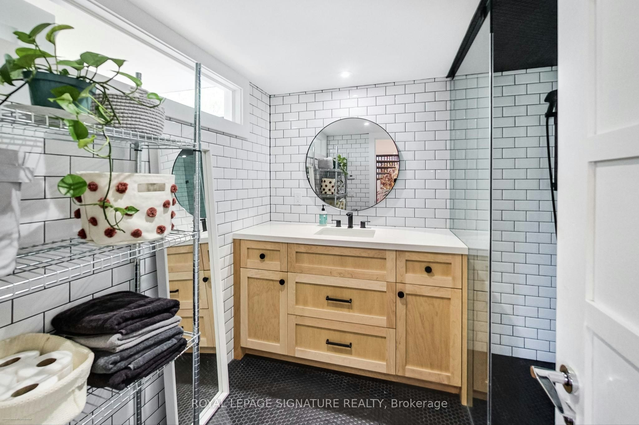 Upper-6 Littlehayes Lane, Toronto, ON, M5T 1L8 - 23