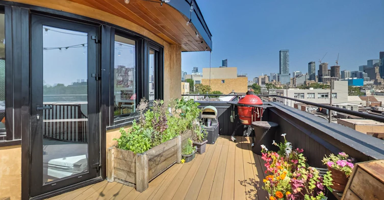 Upper-6 Littlehayes Lane, Toronto, ON, M5T 1L8 - 30