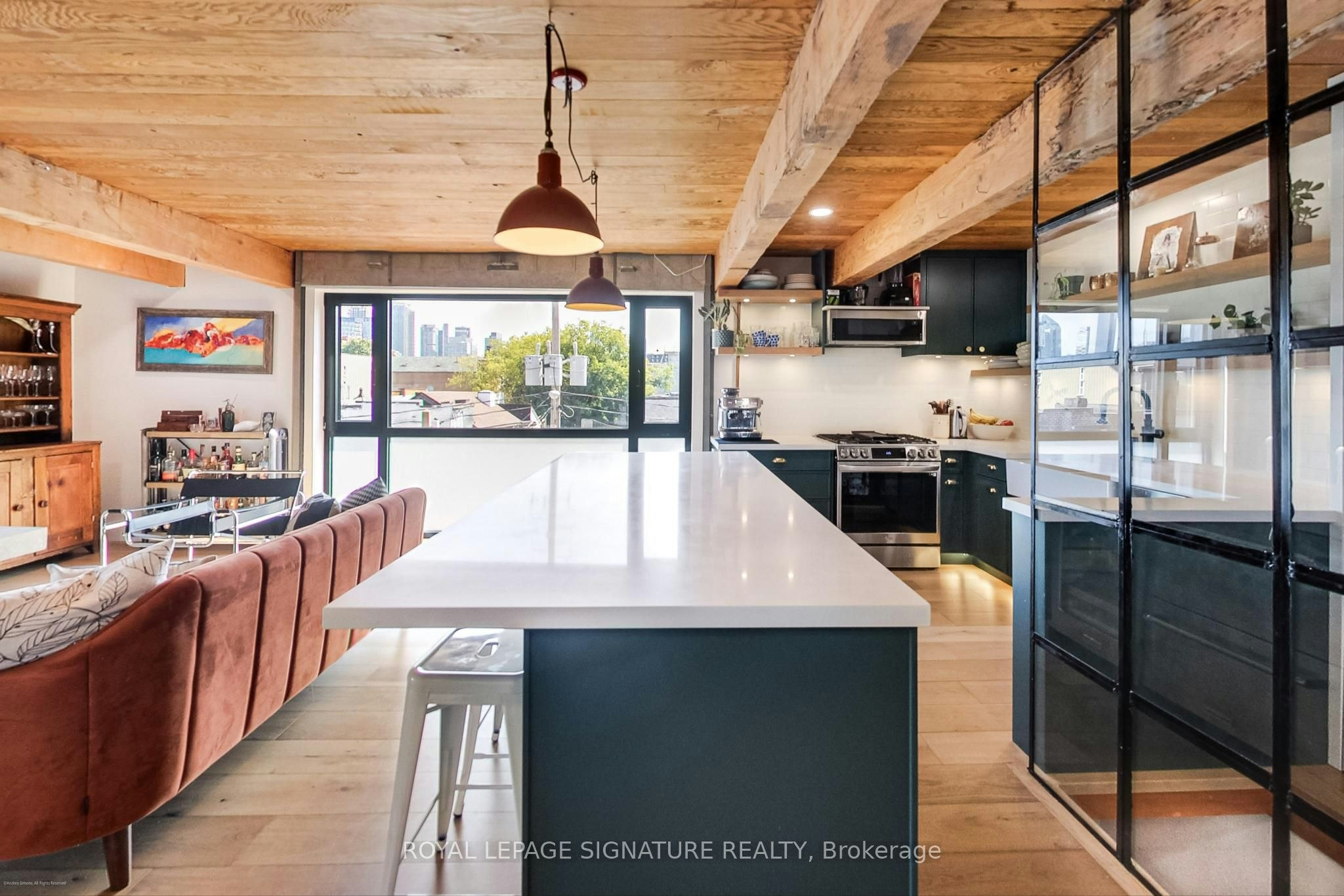 Upper-6 Littlehayes Lane, Toronto, ON, M5T 1L8 - 2