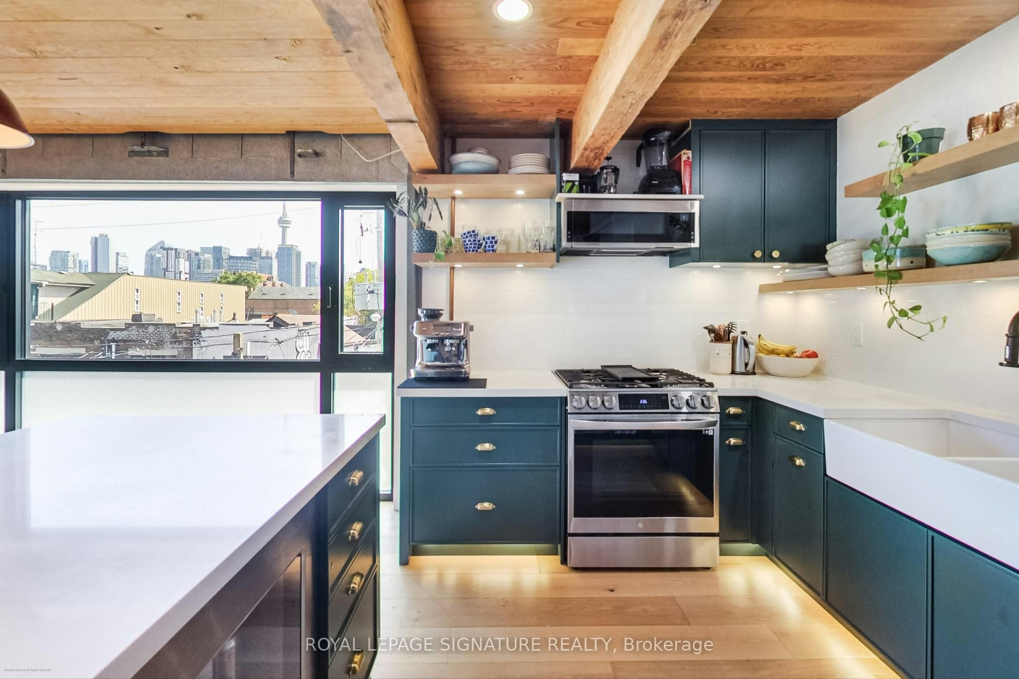 Upper-6 Littlehayes Lane, Toronto, ON, M5T 1L8 - 3