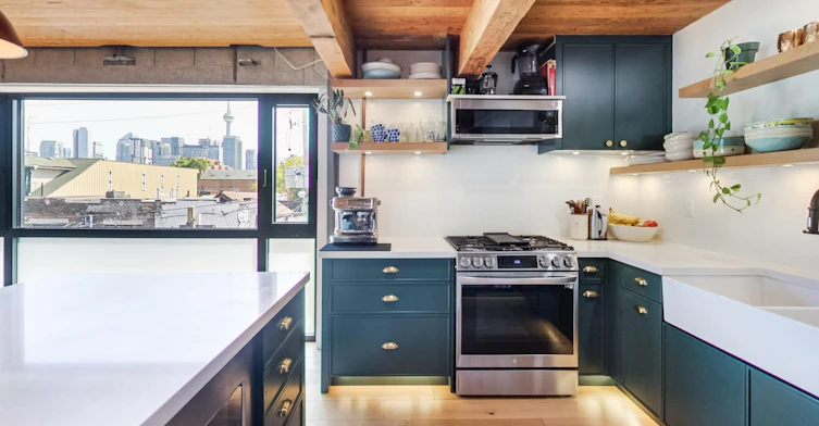 Upper-6 Littlehayes Lane, Toronto, ON, M5T 1L8 - 3