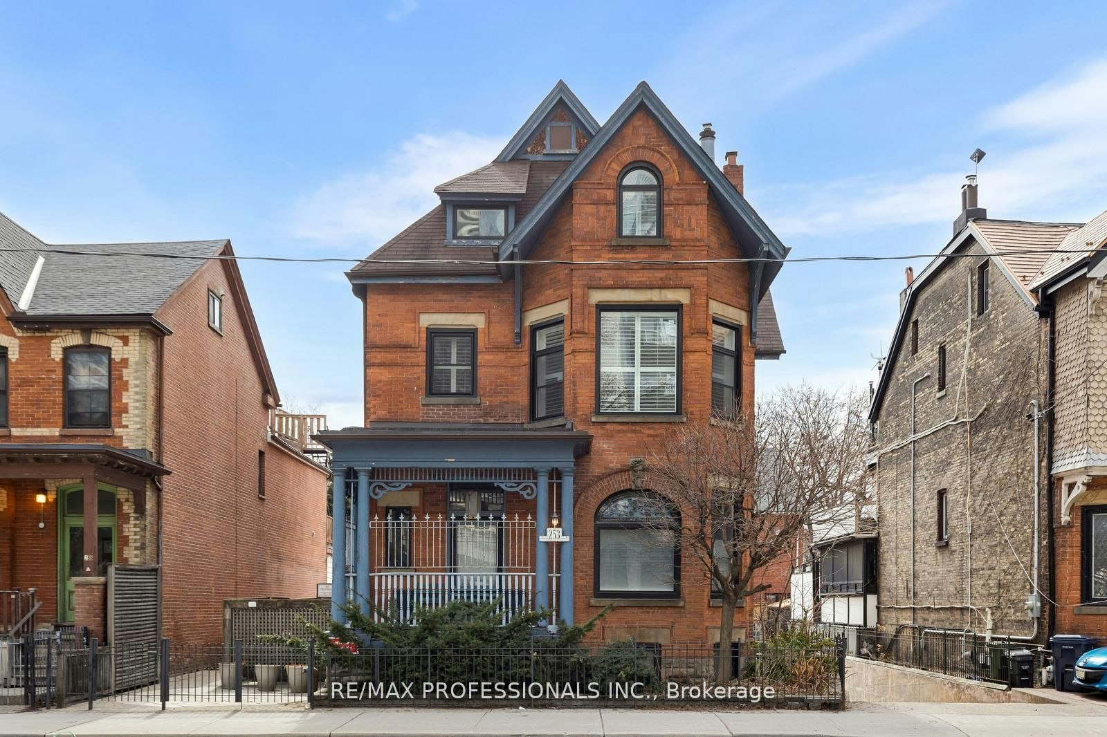C-253 Wellesley Street E, Toronto, ON, M4X 1G8