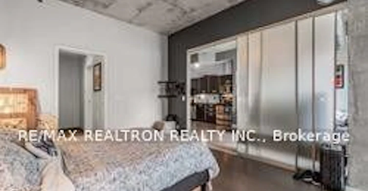 205-60 Bathurst Street, Toronto, ON, M5V 2P4 - 12