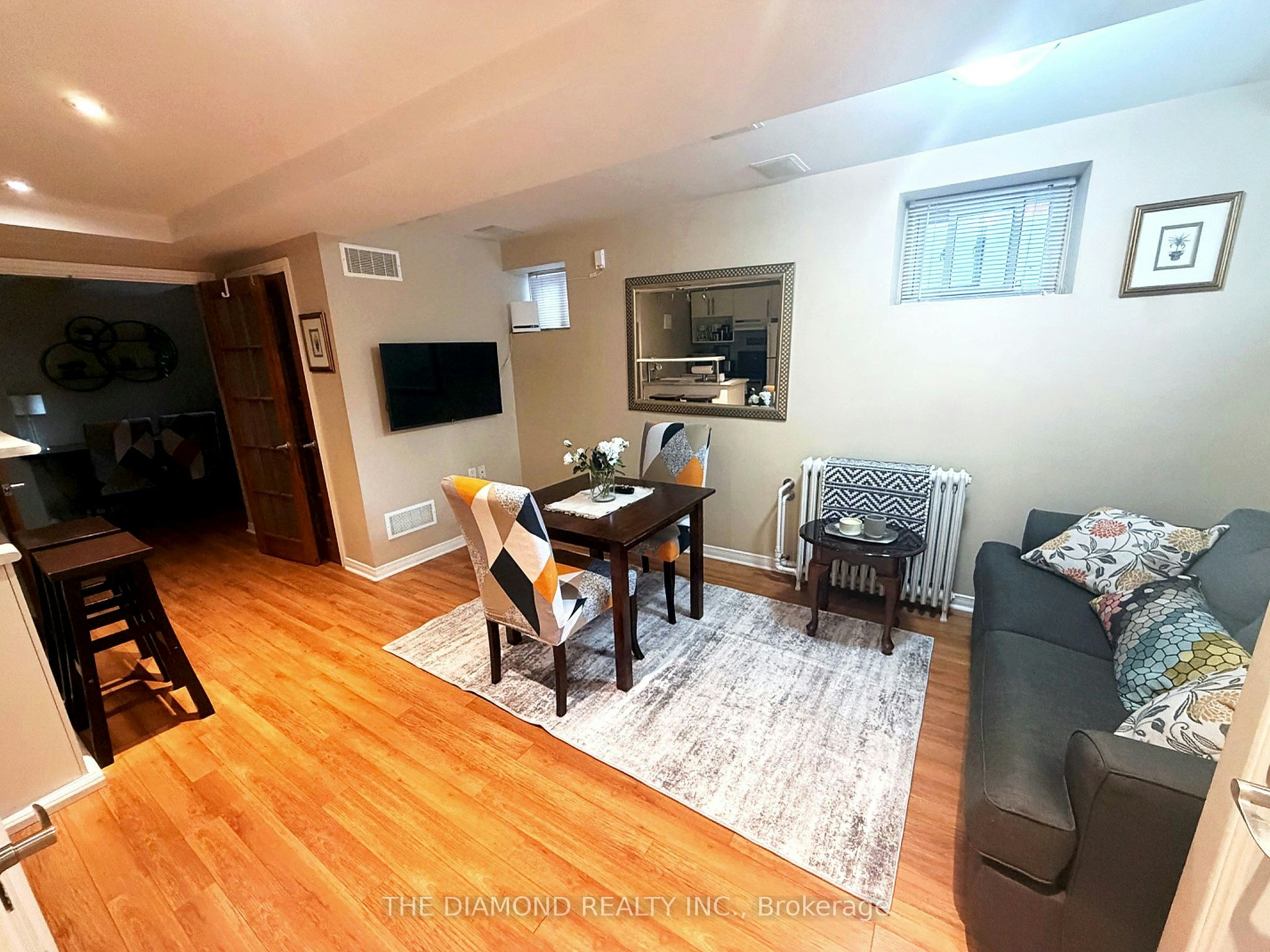 BSMT-334 Hillsdale Avenue E, Toronto, ON, M4S 1T8 - 2