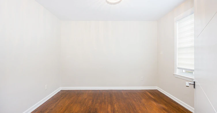 16 Paultiel Drive W, Toronto, ON, M2M 3P3 - 5