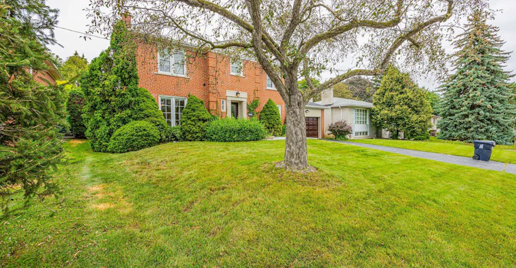 16 Paultiel Drive W, Toronto, ON, M2M 3P3 - 2