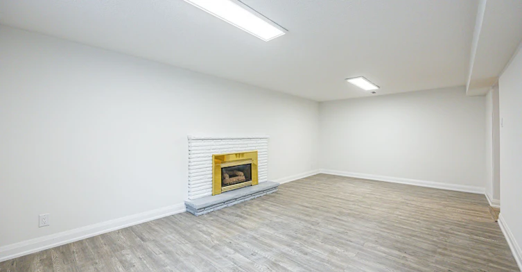 16 Paultiel Drive W, Toronto, ON, M2M 3P3 - 26