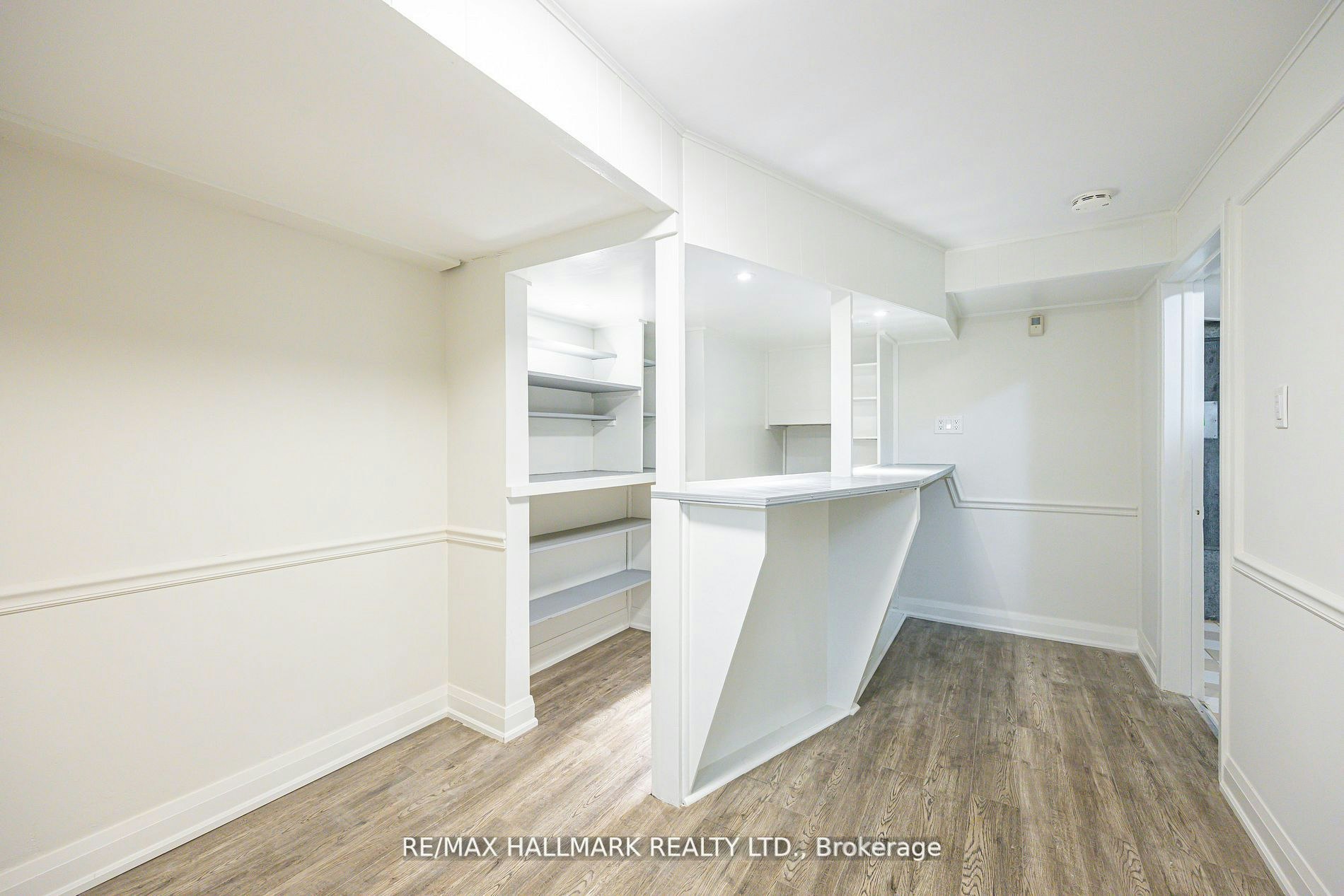 16 Paultiel Drive W, Toronto, ON, M2M 3P3 - 24