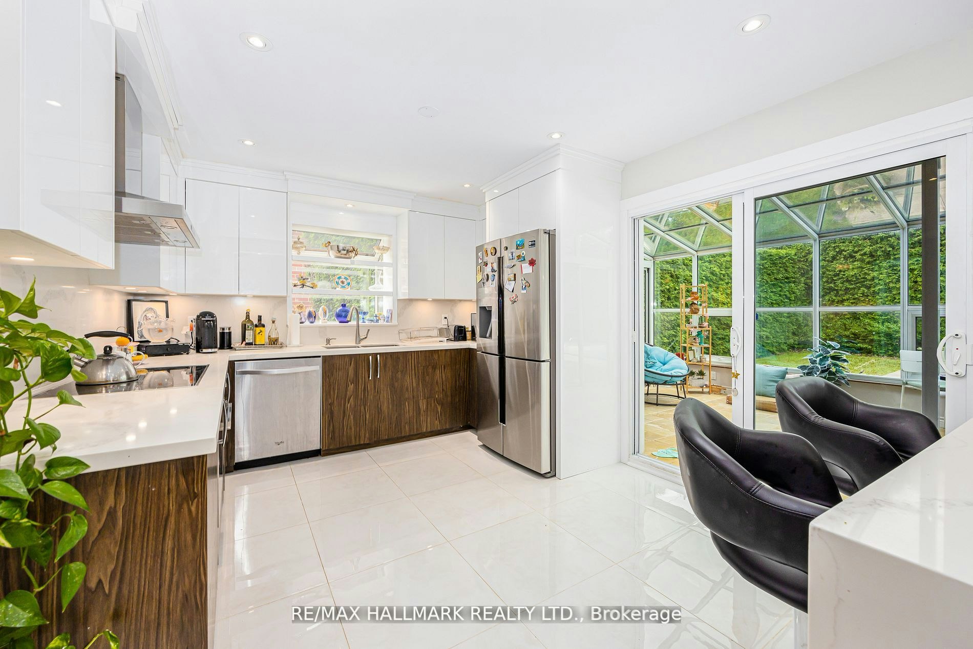 16 Paultiel Drive W, Toronto, ON, M2M 3P3 - 20