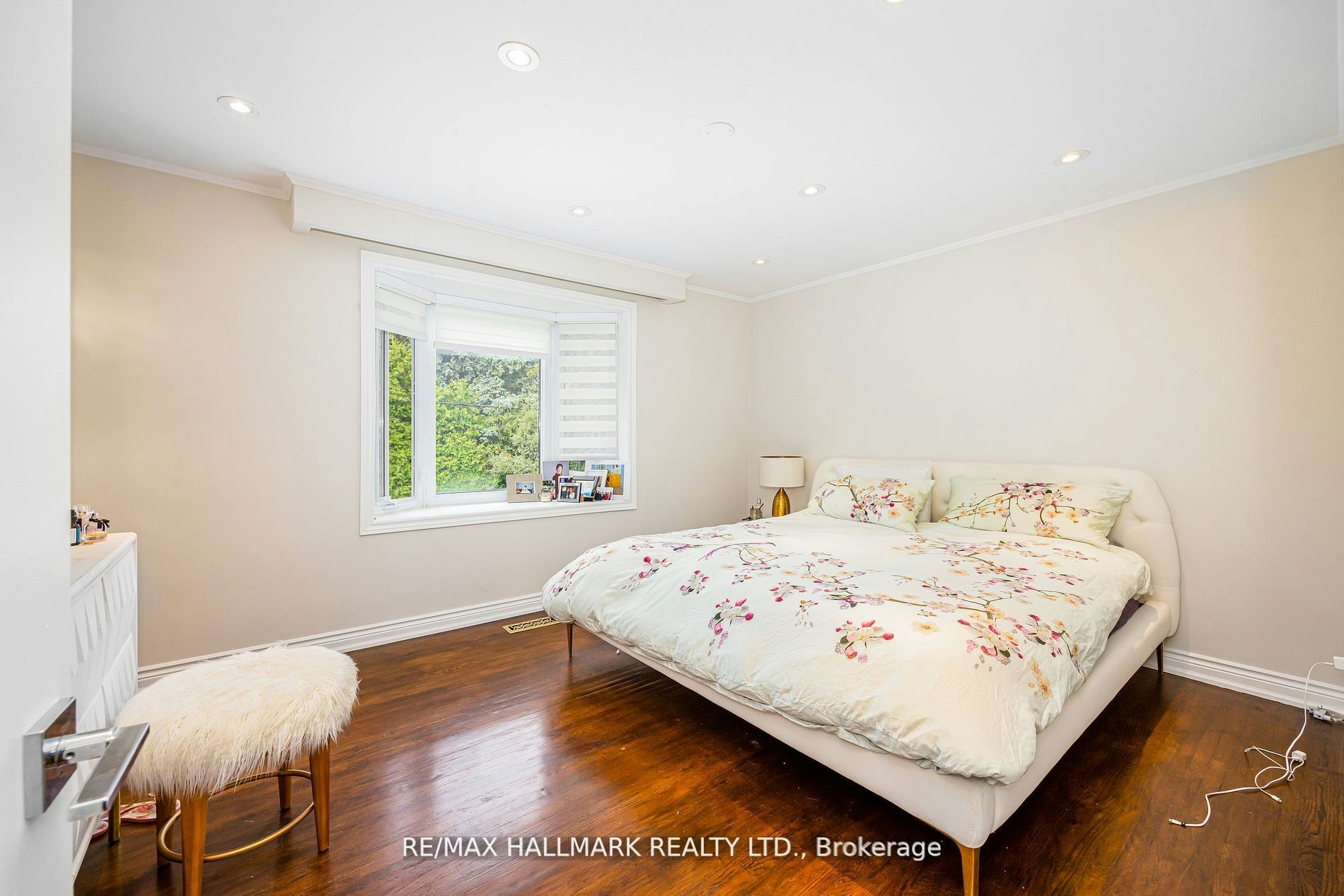 16 Paultiel Drive W, Toronto, ON, M2M 3P3 - 6