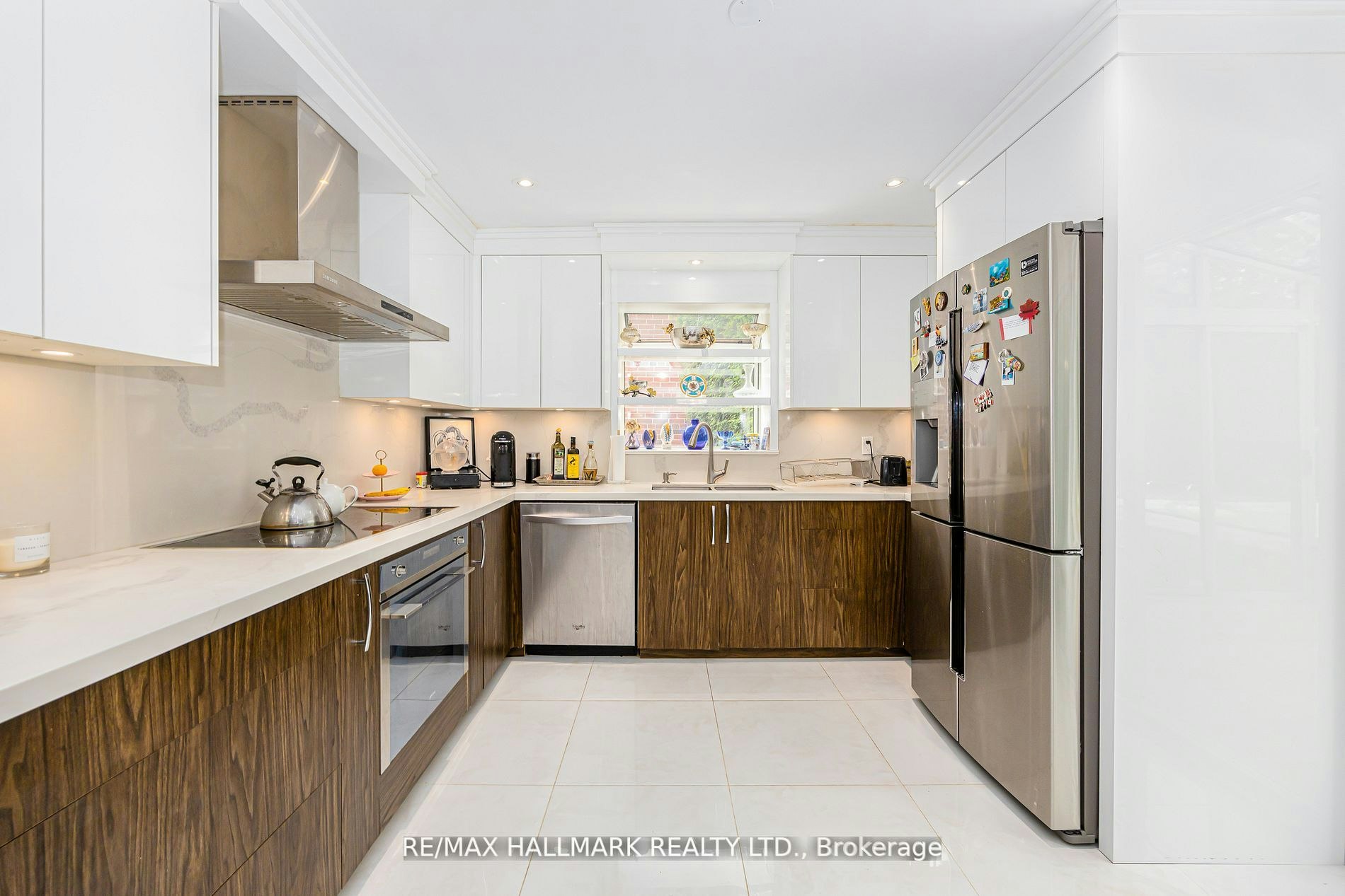 16 Paultiel Drive W, Toronto, ON, M2M 3P3 - 21