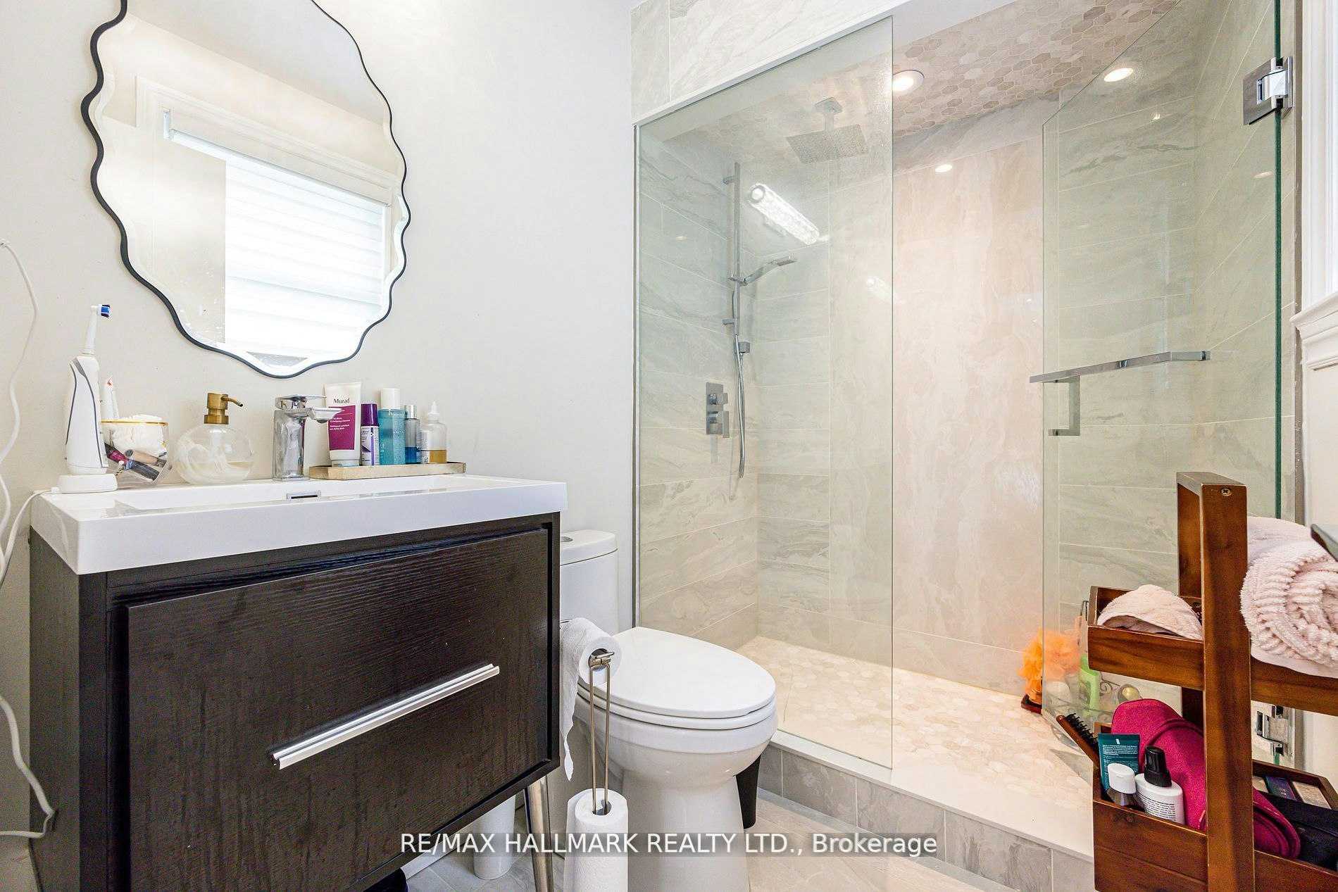 16 Paultiel Drive W, Toronto, ON, M2M 3P3 - 8