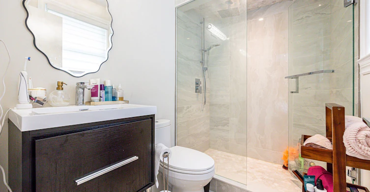 16 Paultiel Drive W, Toronto, ON, M2M 3P3 - 8