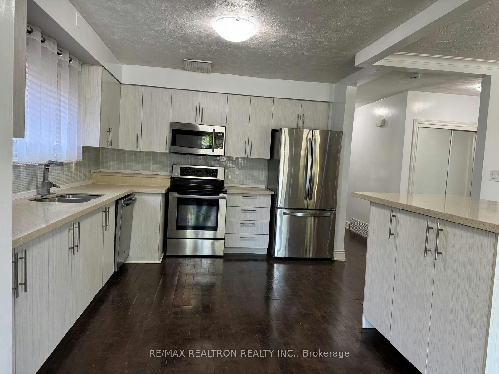 Main-926 Willowdale Avenue, Toronto, ON, M2M 3C1 - 7