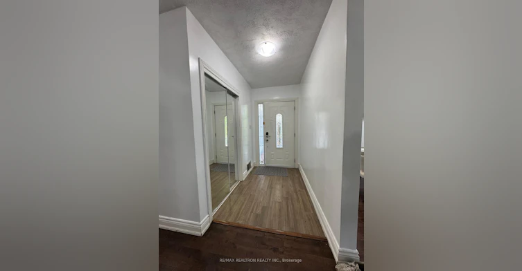 Main-926 Willowdale Avenue, Toronto, ON, M2M 3C1 - 16