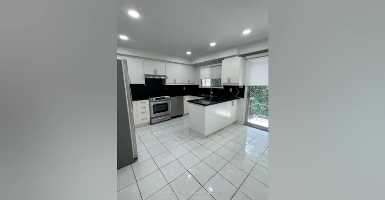 3 Tokay Court, Toronto, ON, M3H 3V2 - 10