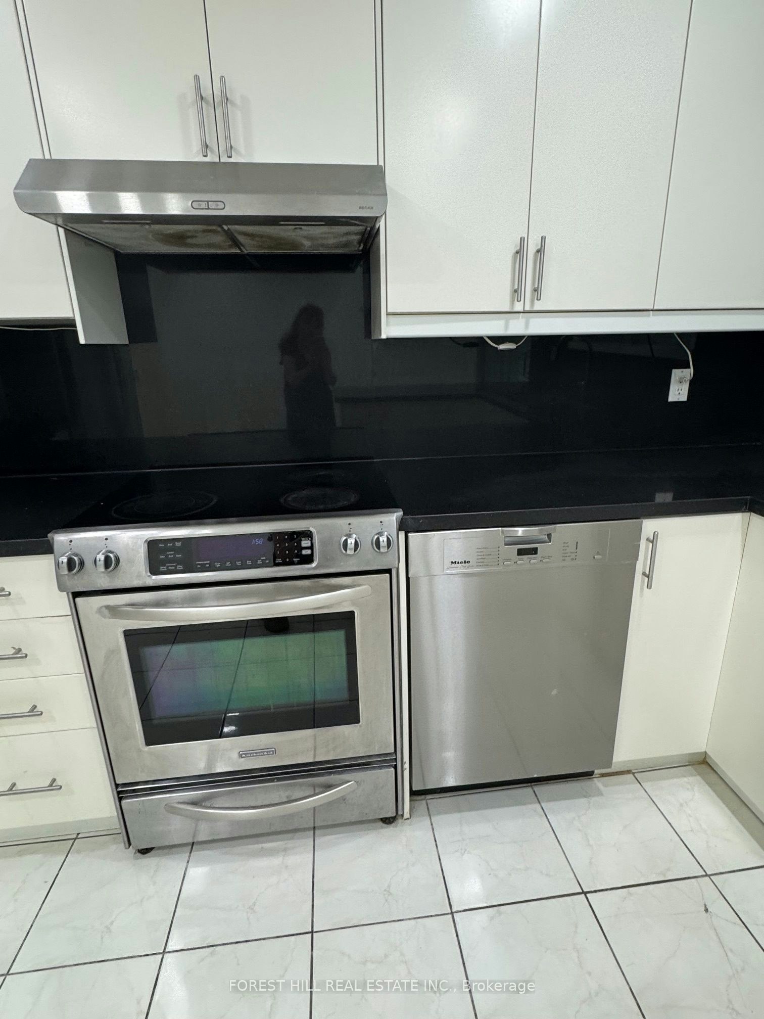 3 Tokay Court, Toronto, ON, M3H 3V2 - 8