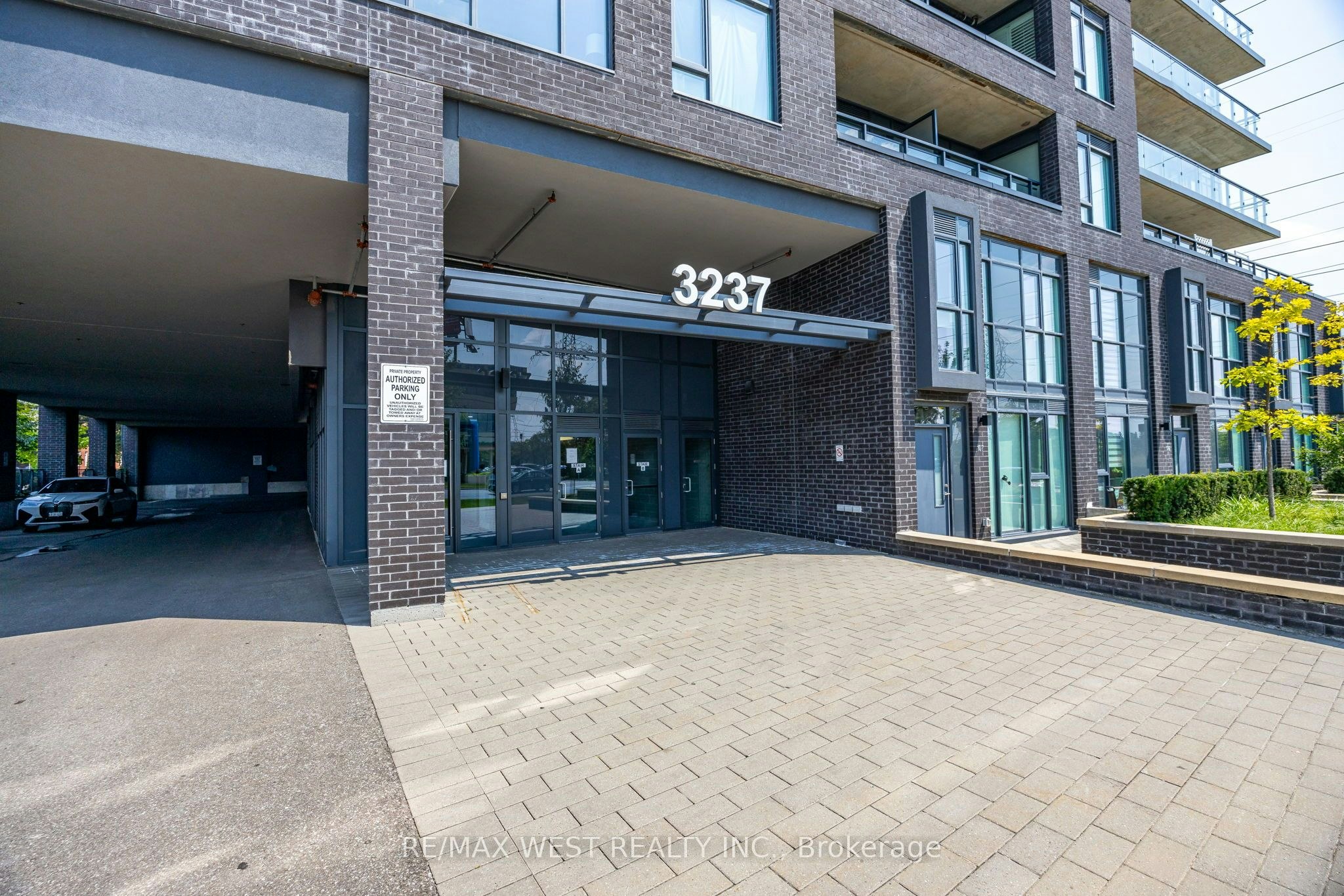 902-3237 Bayview Avenue, Toronto, ON, M2K 2J7 - 19