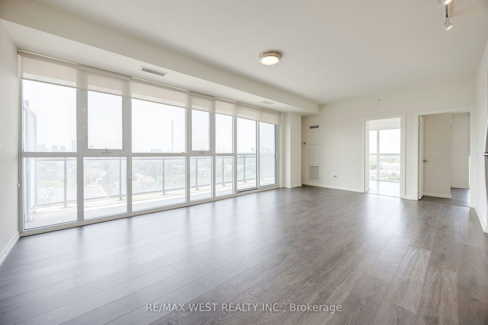 902-3237 Bayview Avenue, Toronto, ON, M2K 2J7 - 2