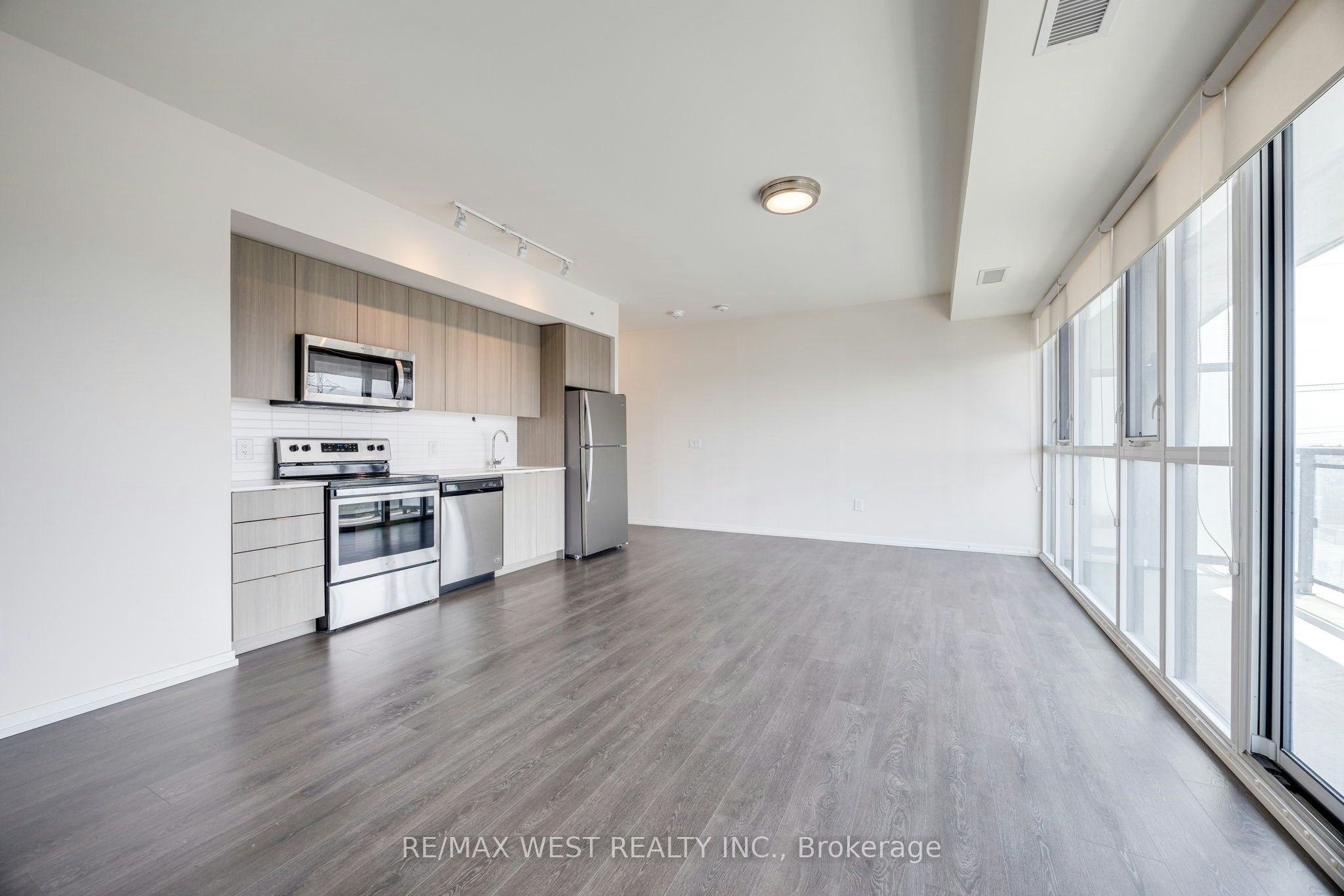 902-3237 Bayview Avenue, Toronto, ON, M2K 2J7 - 5