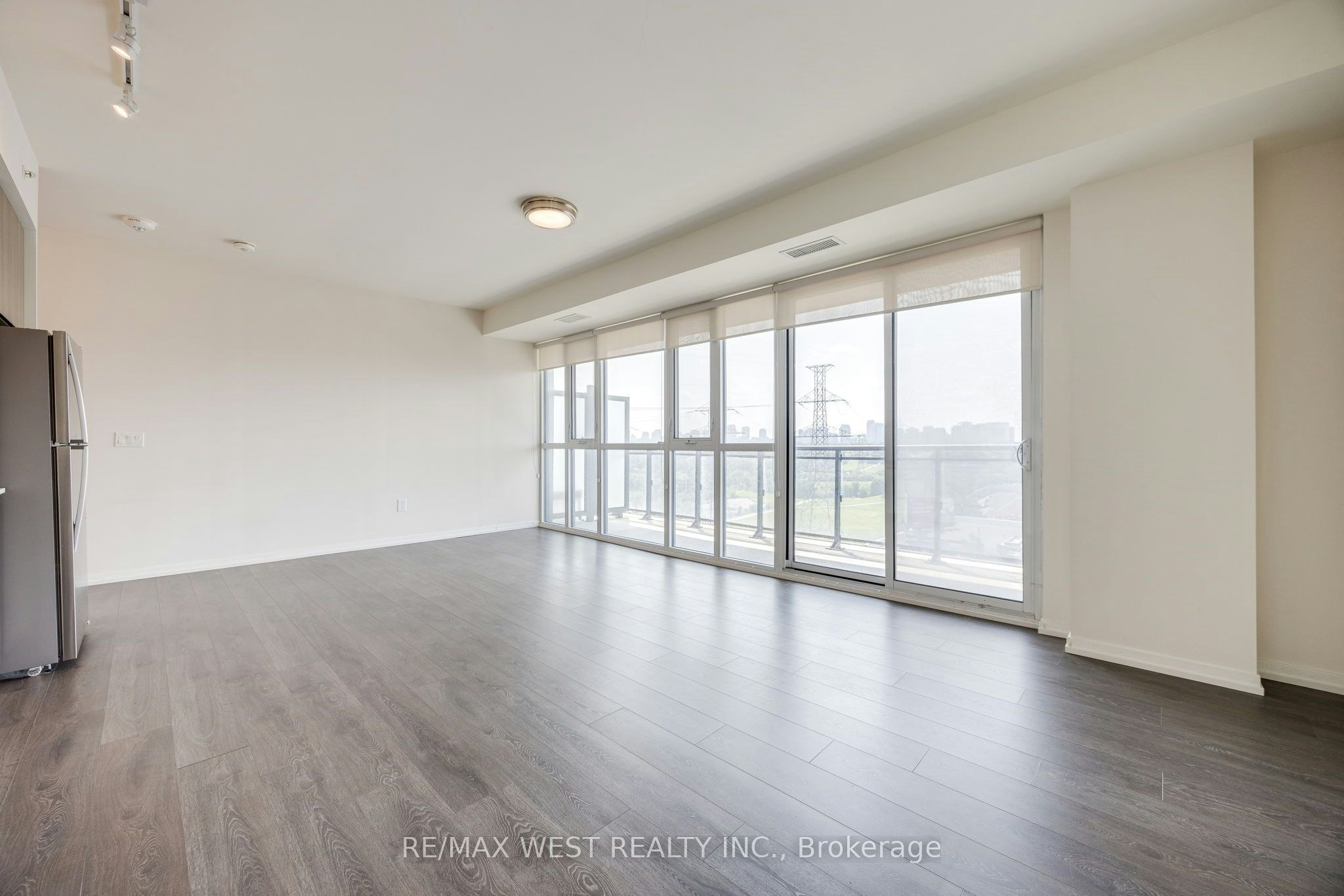 902-3237 Bayview Avenue, Toronto, ON, M2K 2J7 - 6