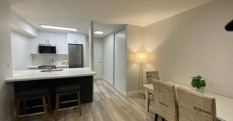 327-95 Prince Arthur Avenue, Toronto, ON, M5R 3P6 - 11