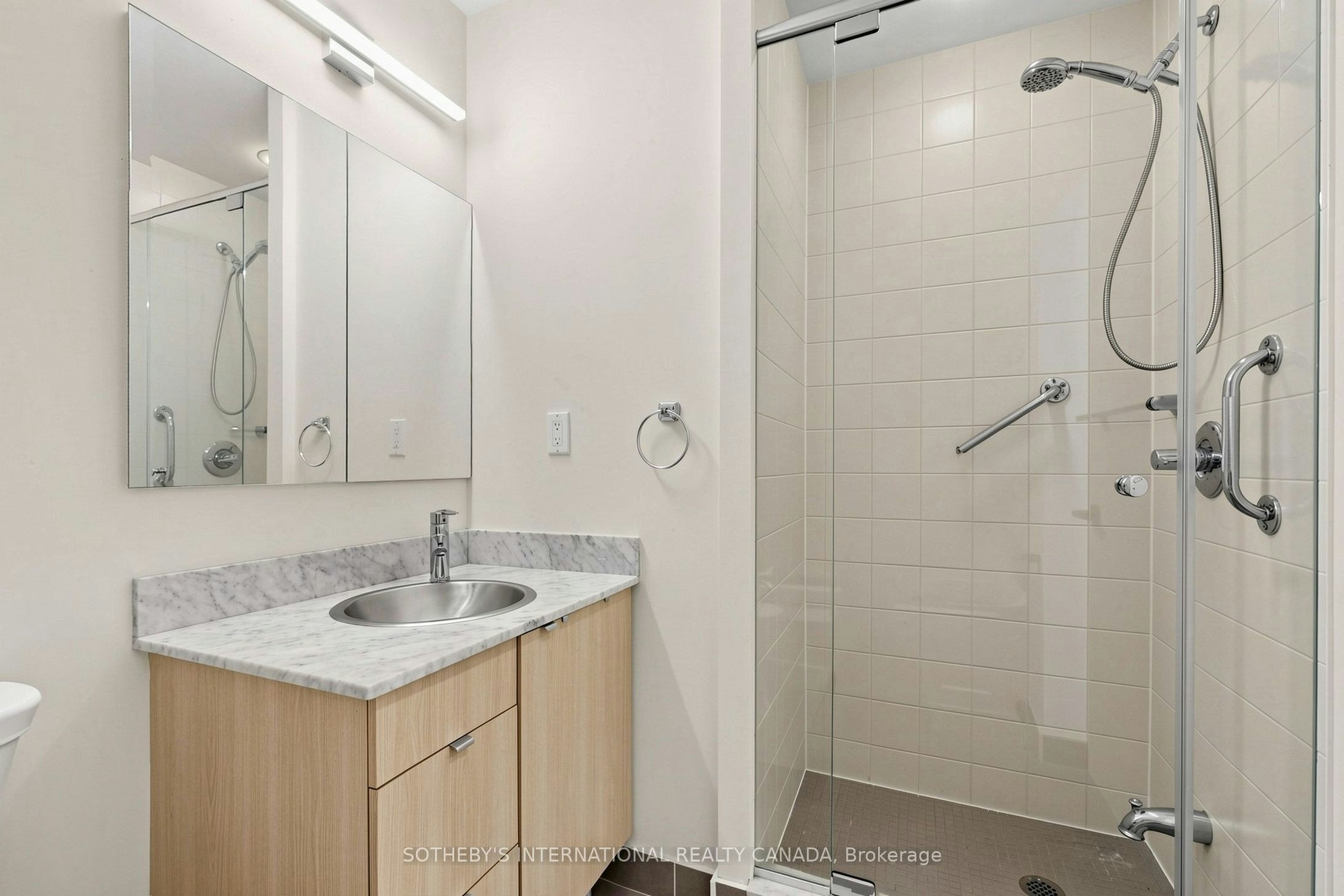 3601-33 Lombard Street, Toronto, ON, M5C 3H8 - 23