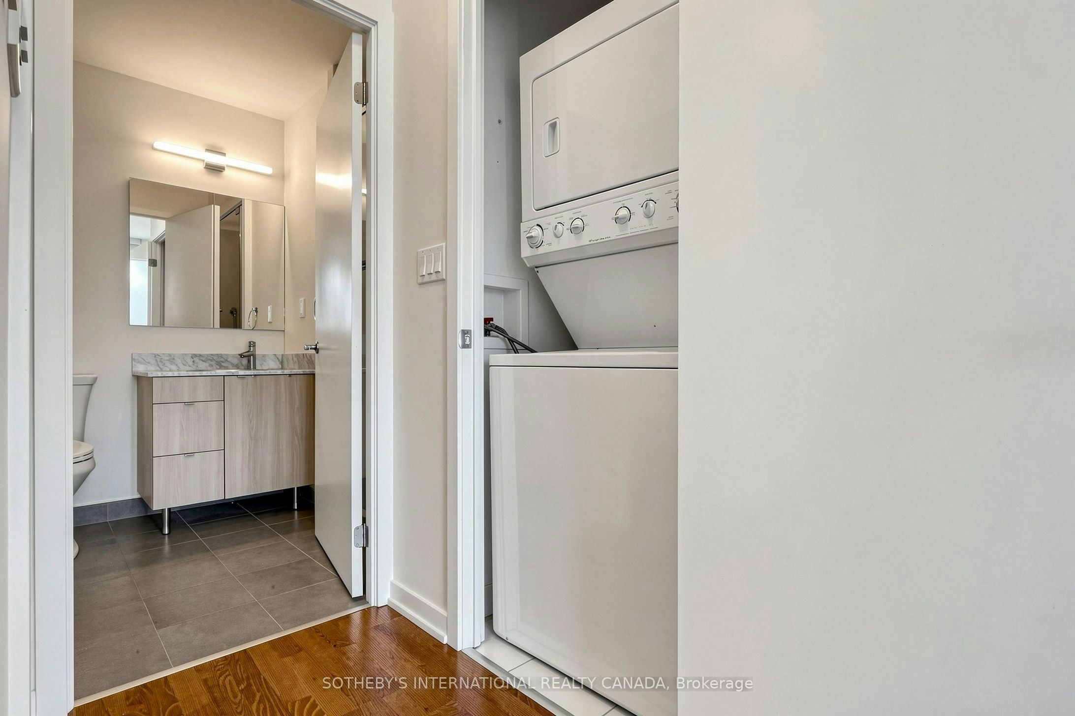 3601-33 Lombard Street, Toronto, ON, M5C 3H8 - 16