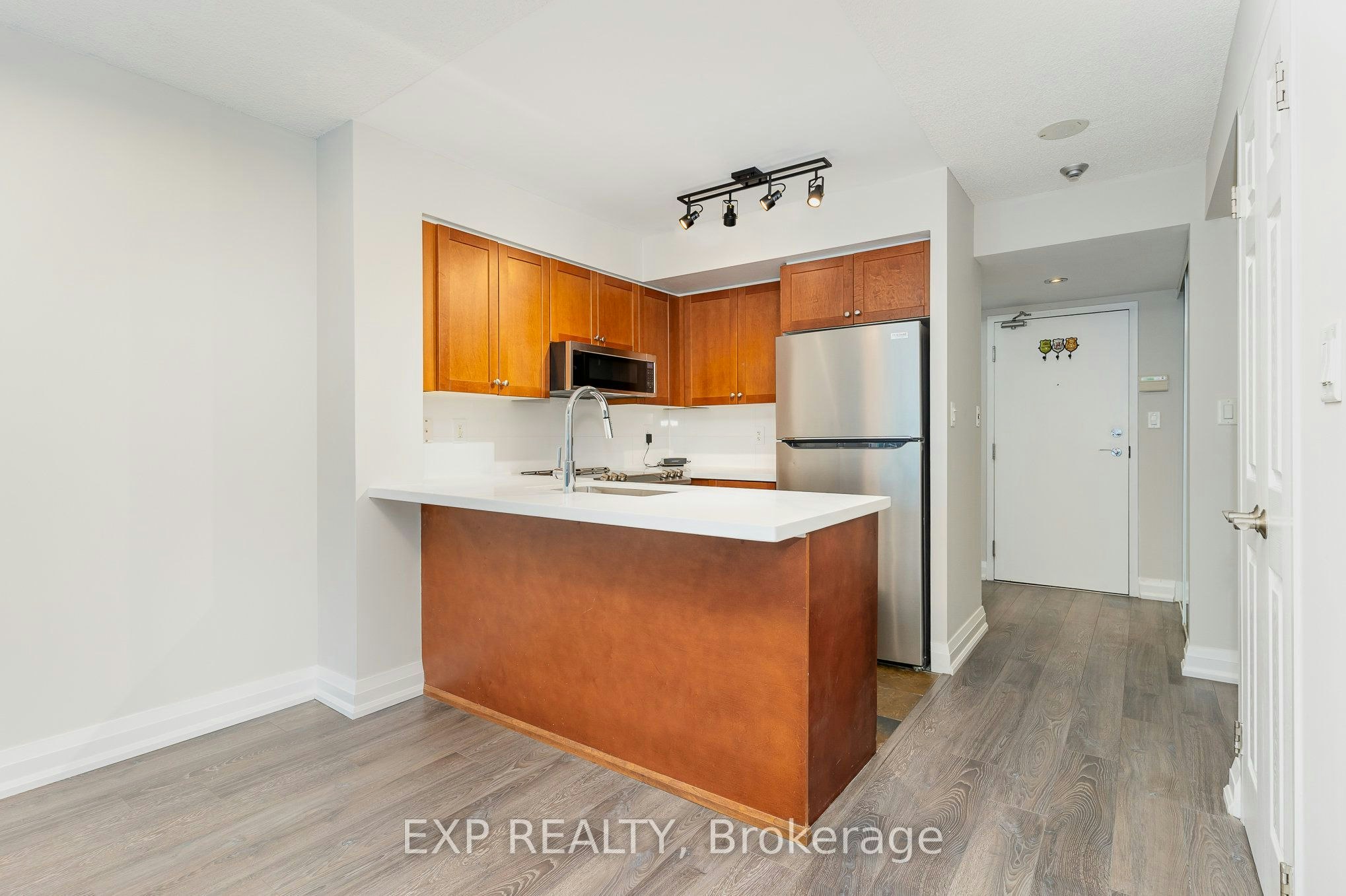 614-230 King Street, Toronto, ON, M5A 1K5 - 9
