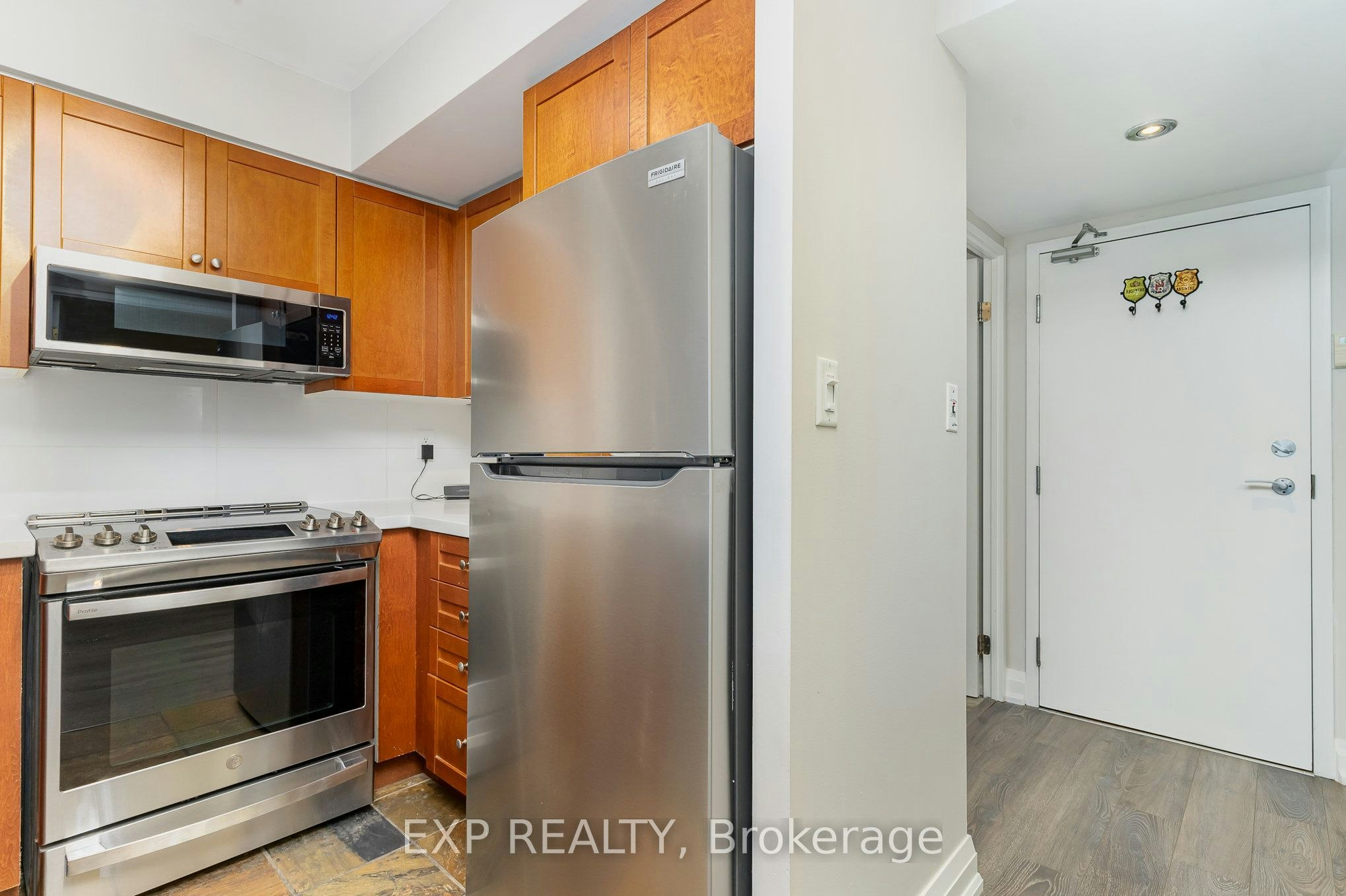 614-230 King Street, Toronto, ON, M5A 1K5 - 11