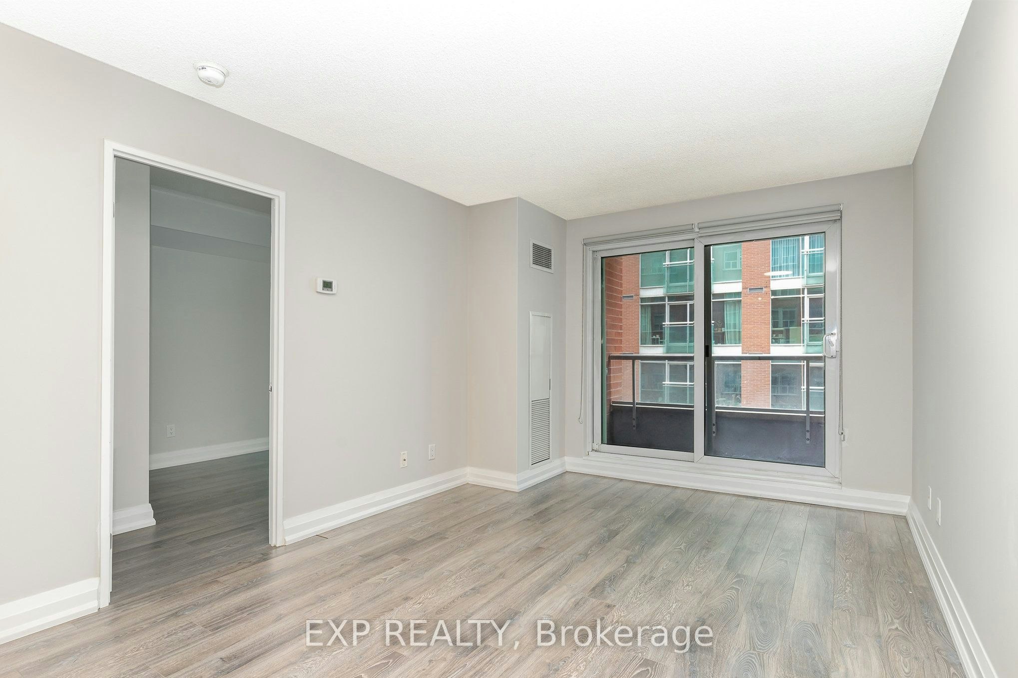 614-230 King Street, Toronto, ON, M5A 1K5 - 3
