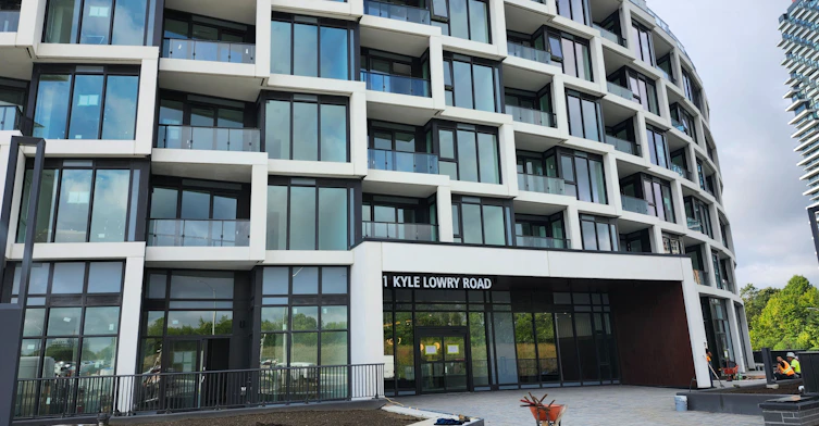 219-1 Kyle Lowry Road, Toronto, ON, M3C 0S6