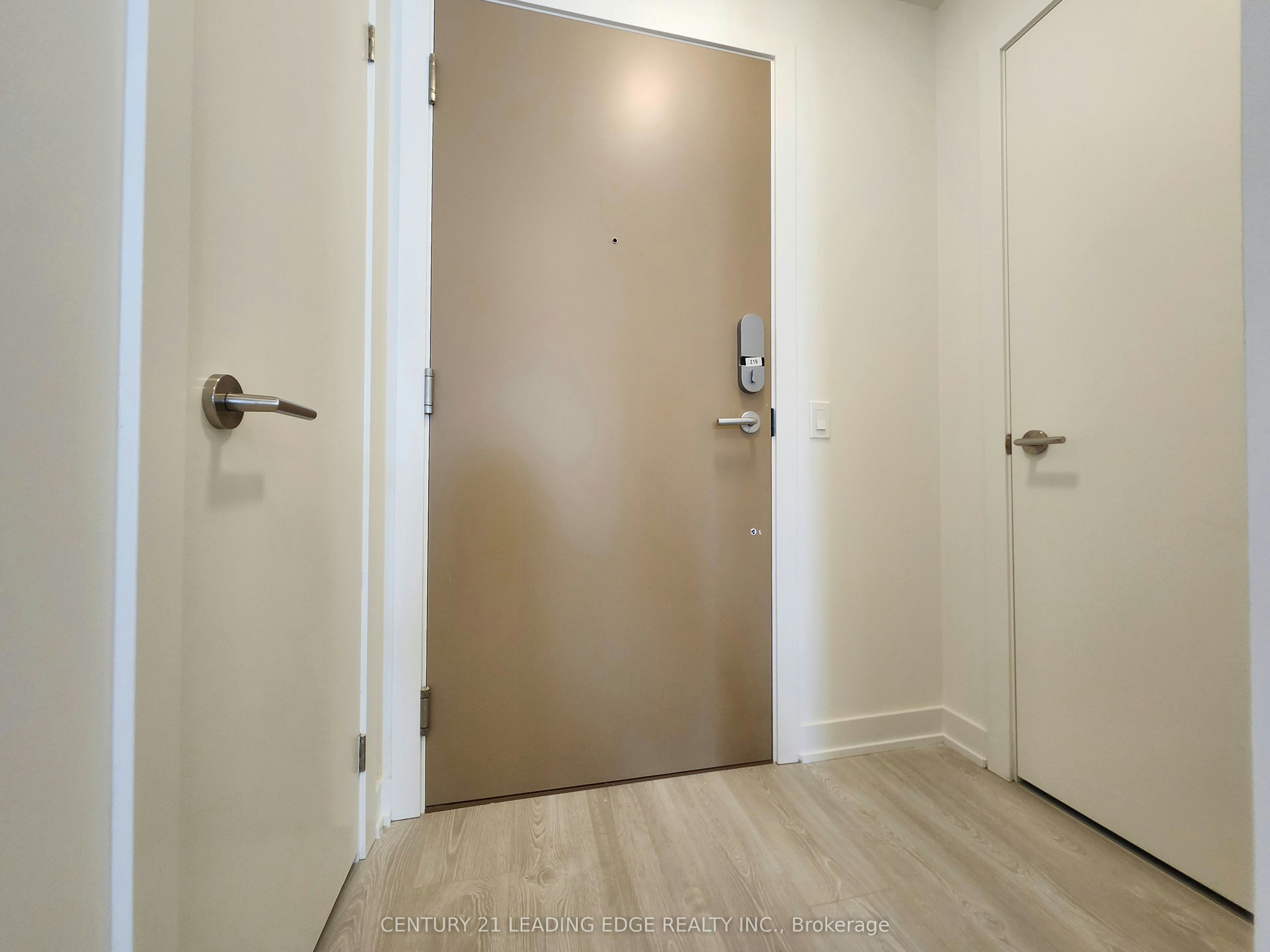 219-1 Kyle Lowry Road, Toronto, ON, M3C 0S6 - 9