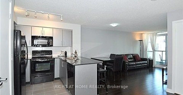 1701-12 Yonge Street, Toronto, ON, M5E 1Z9 - 2