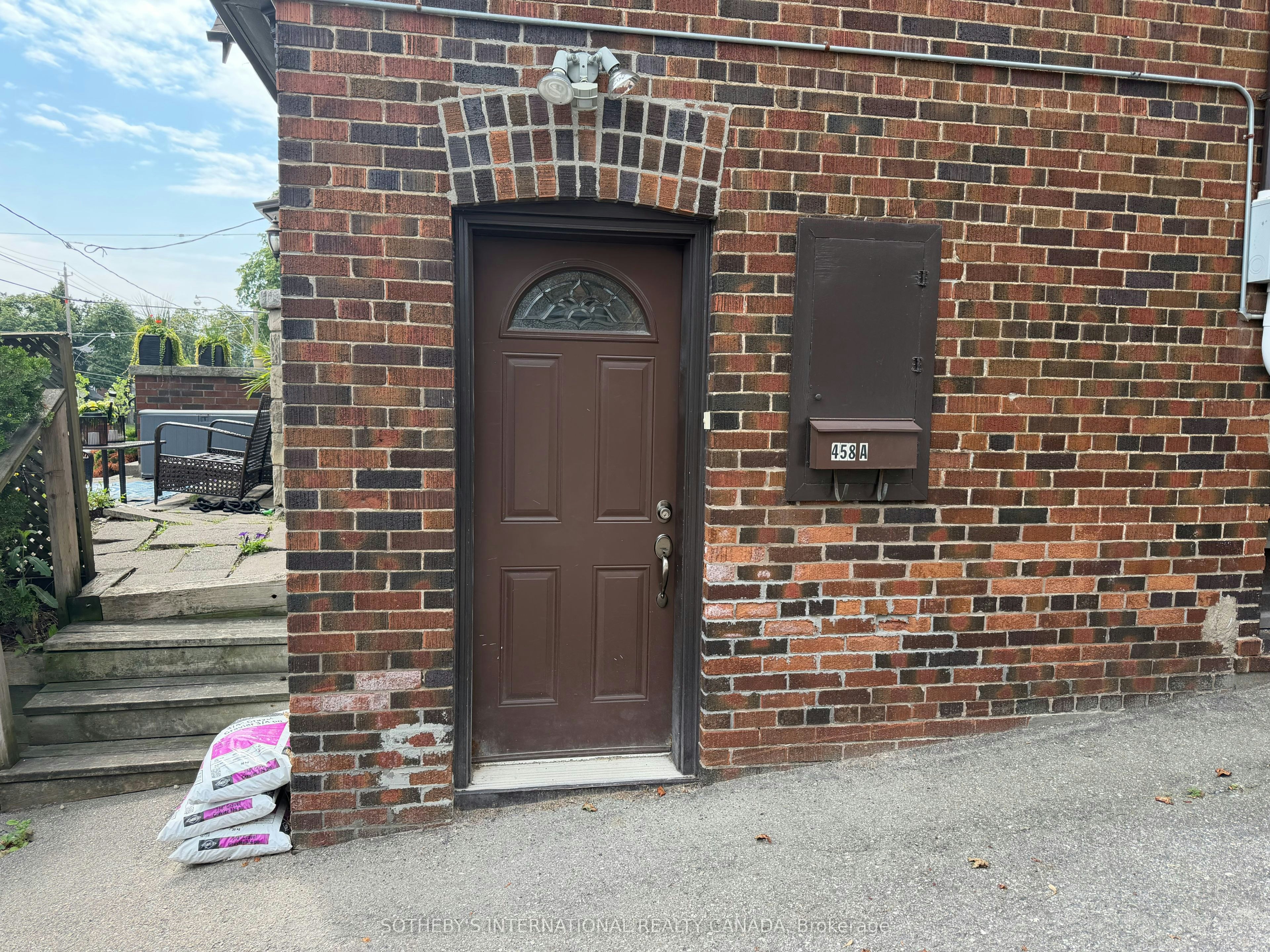 Lower-458A Oriole Parkway, Toronto, ON, M5P 2H8 - 2
