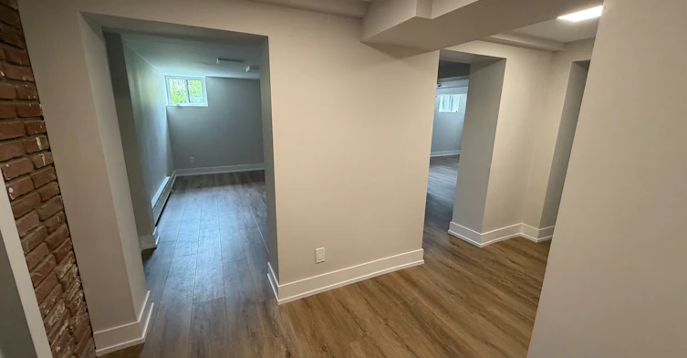 Lower-458A Oriole Parkway, Toronto, ON, M5P 2H8 - 3
