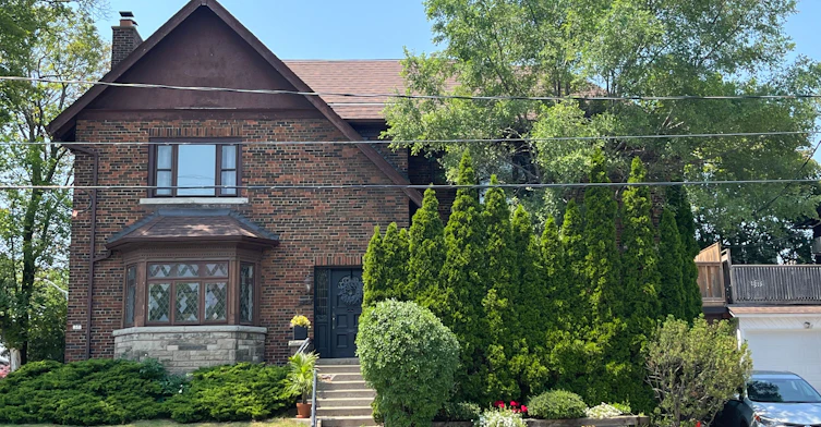 Lower-458A Oriole Parkway, Toronto, ON, M5P 2H8