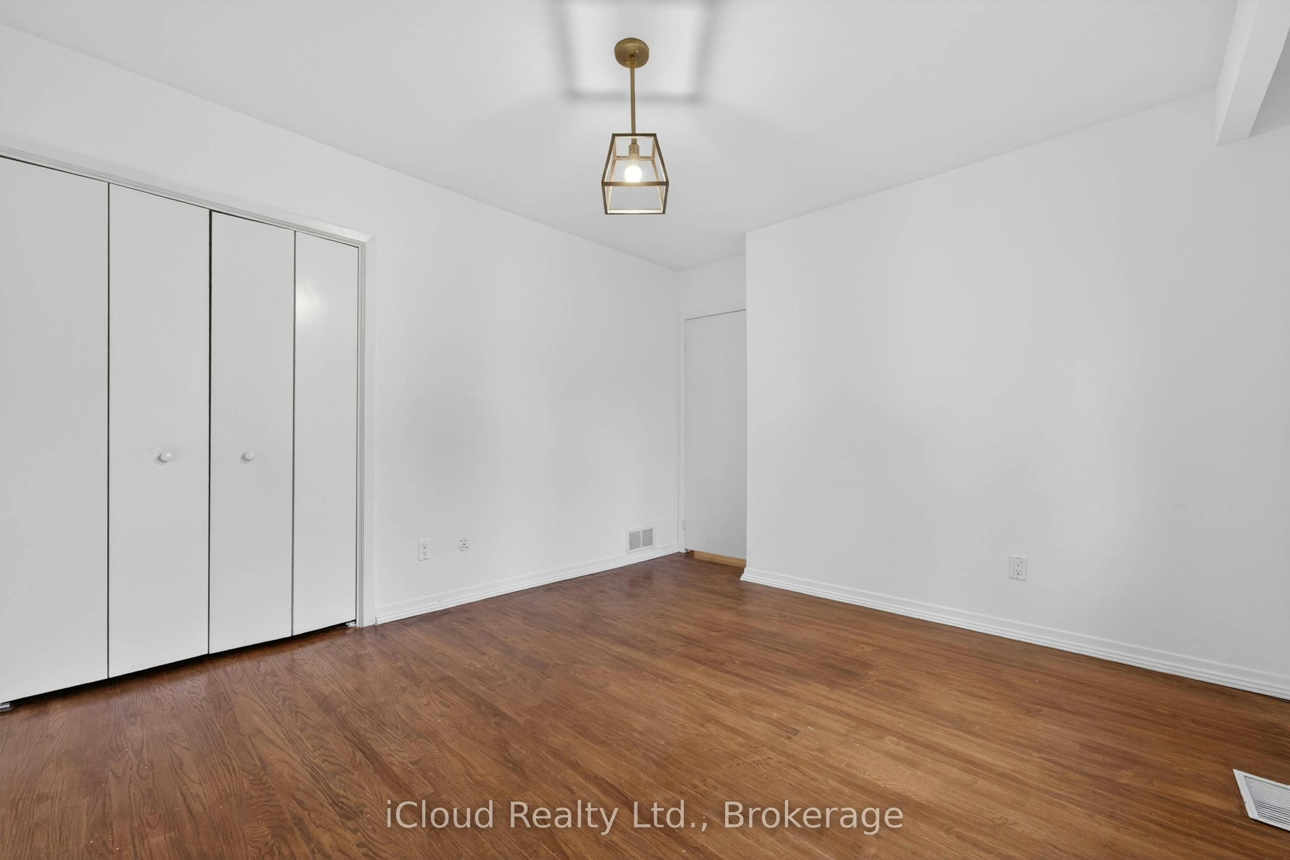 52 Montressor Drive, Toronto, ON, M2P 1Z2 - 18
