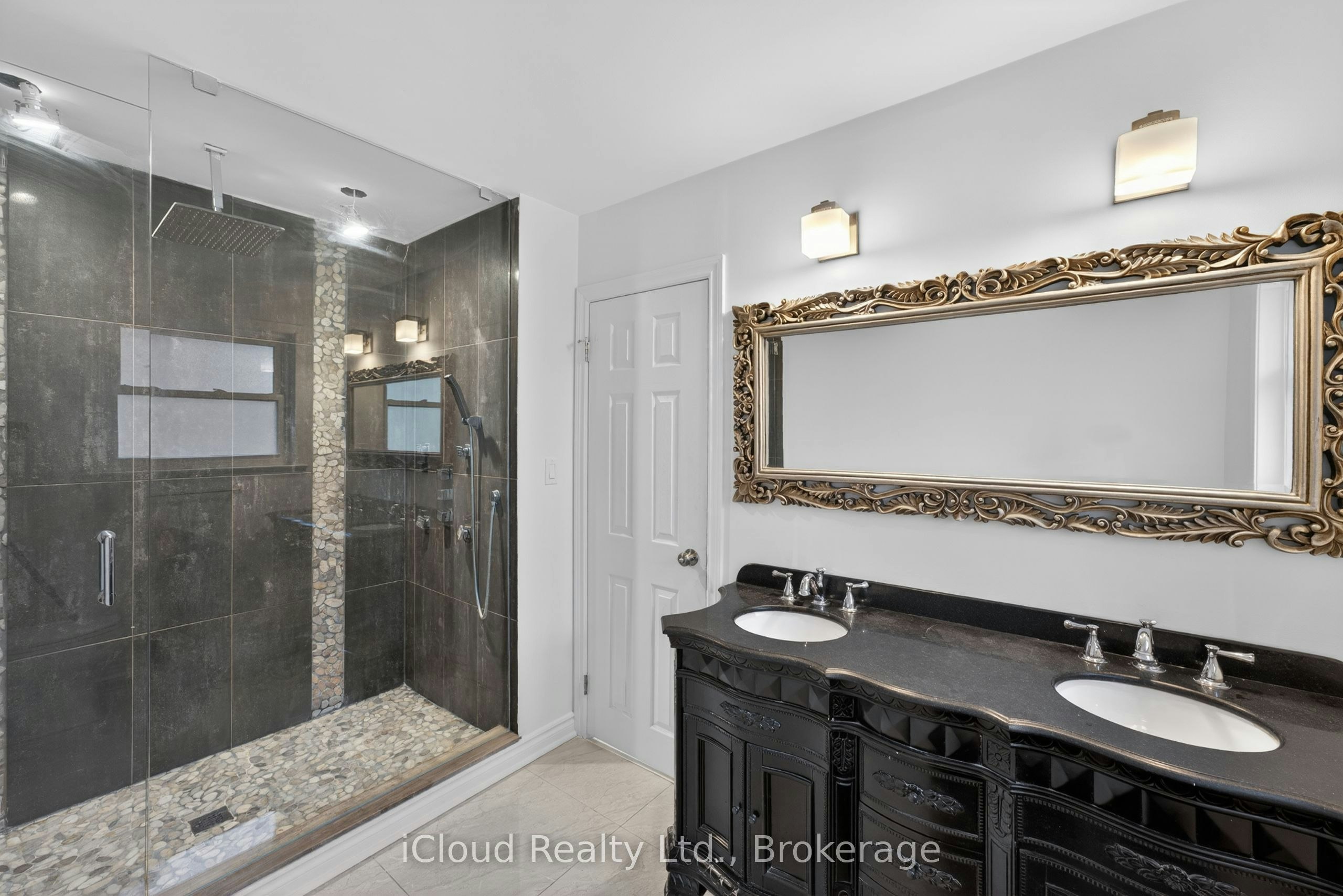 52 Montressor Drive, Toronto, ON, M2P 1Z2 - 11