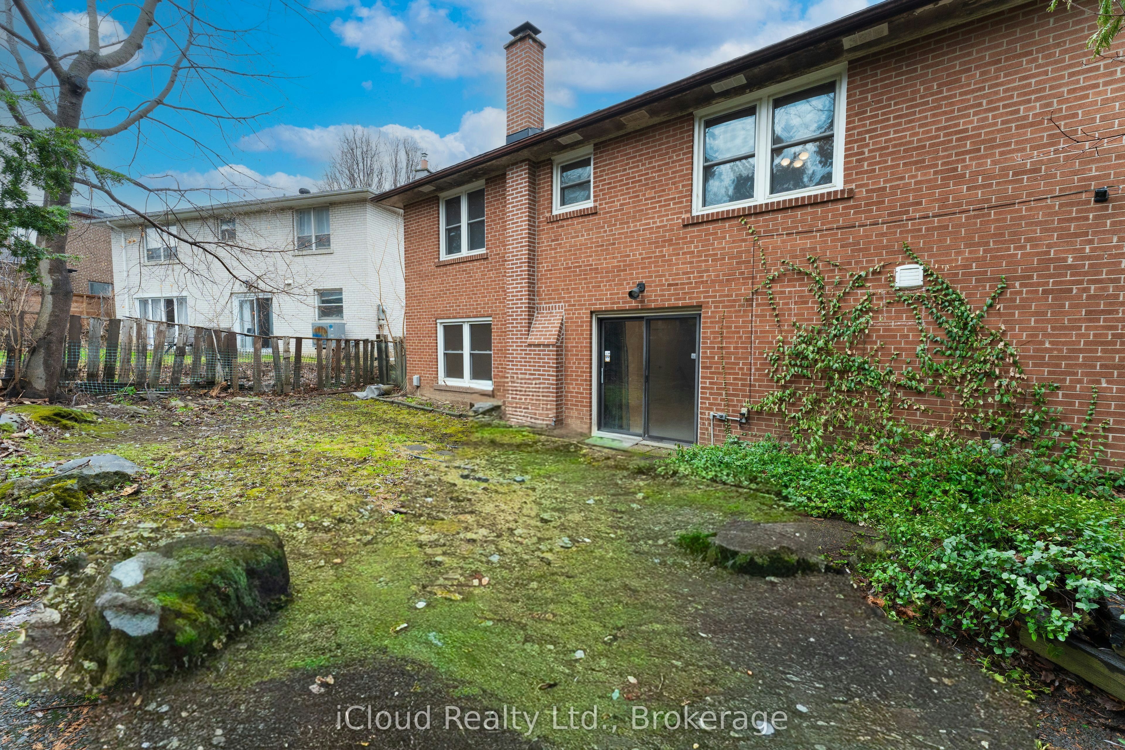 52 Montressor Drive, Toronto, ON, M2P 1Z2 - 24