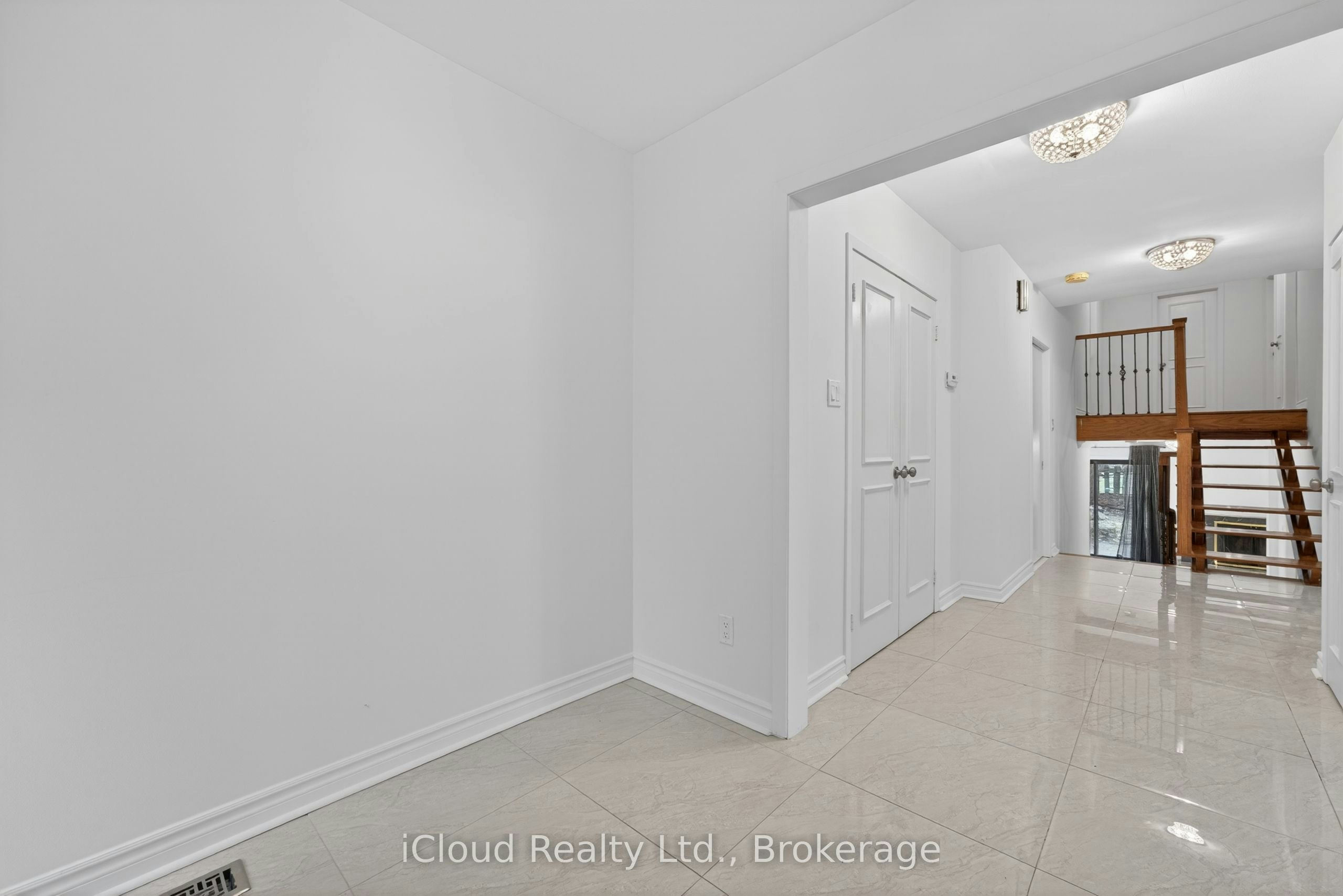 52 Montressor Drive, Toronto, ON, M2P 1Z2 - 15