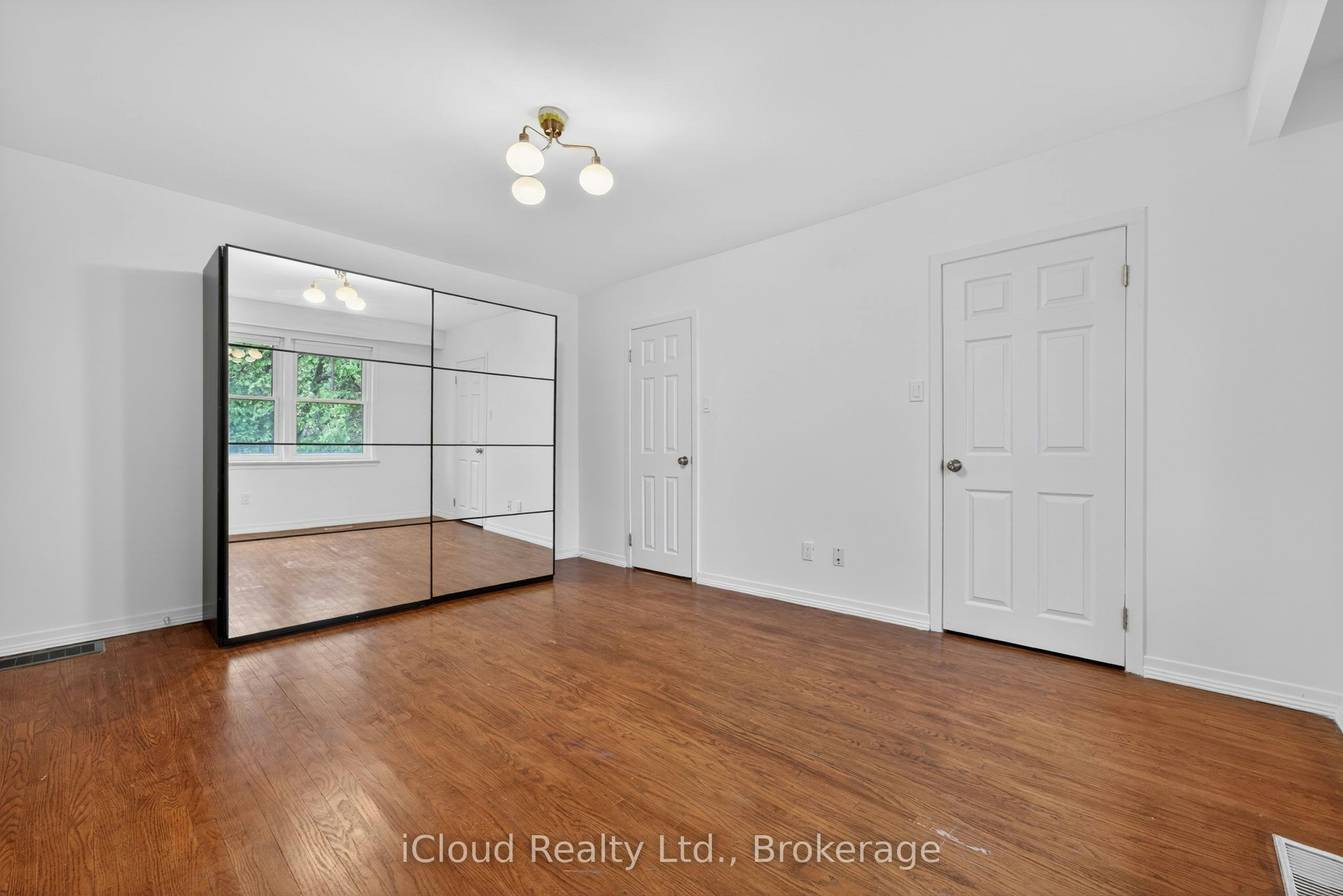 52 Montressor Drive, Toronto, ON, M2P 1Z2 - 21