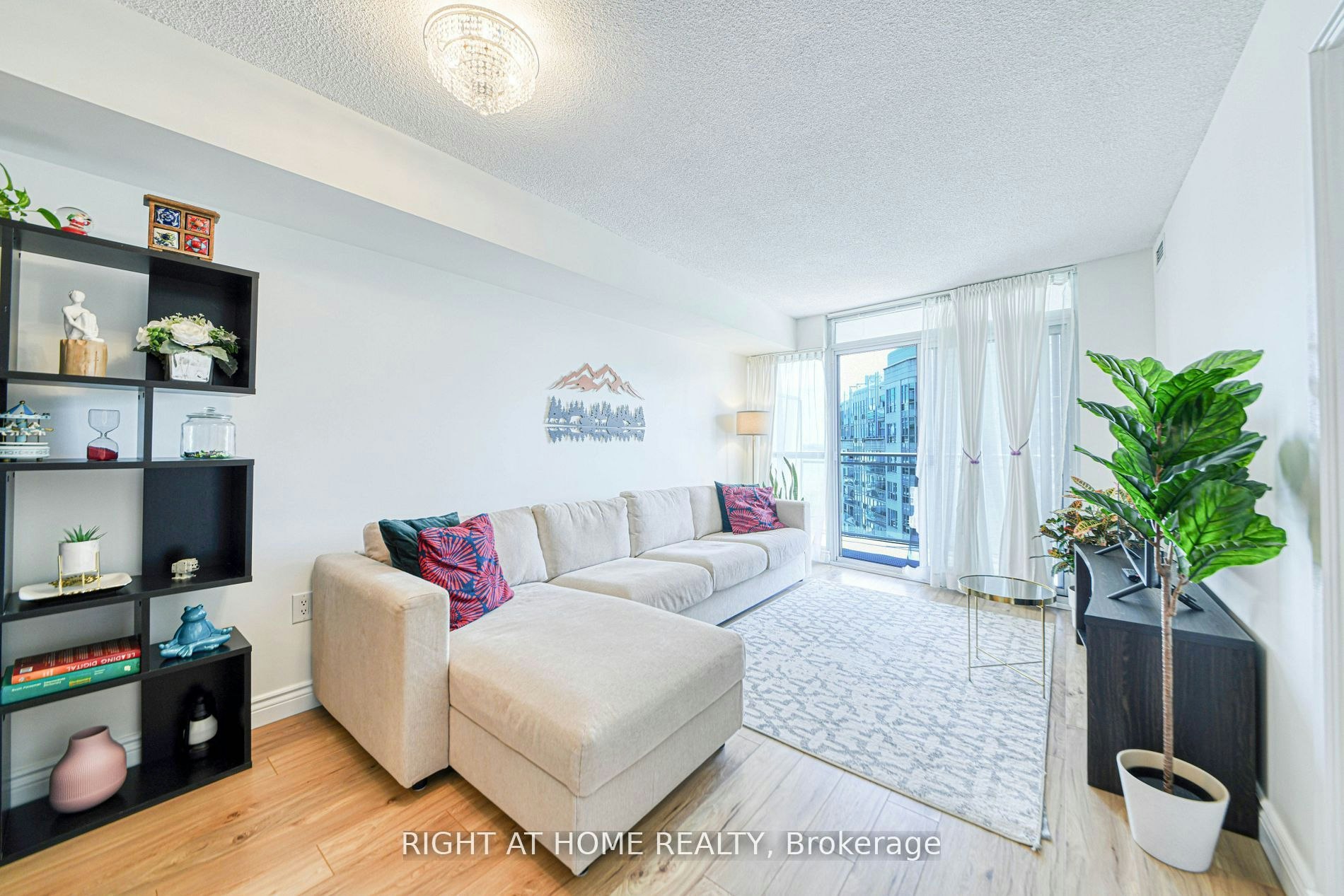 1016-38 Dan Leckie Way S, Toronto, ON, M5V 2V6 - 14