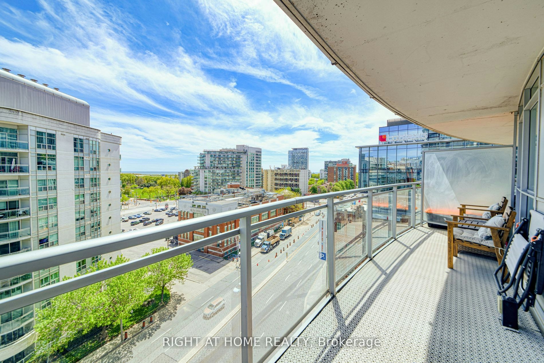 1016-38 Dan Leckie Way S, Toronto, ON, M5V 2V6 - 2